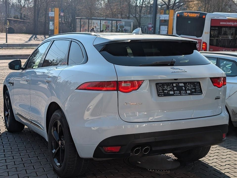 Jaguar F-Pace F-PACE R-Sport AWD 4x4 Sitzh. MOTOR NEU!!! — photo 6