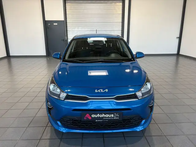 Kia Rio view 2