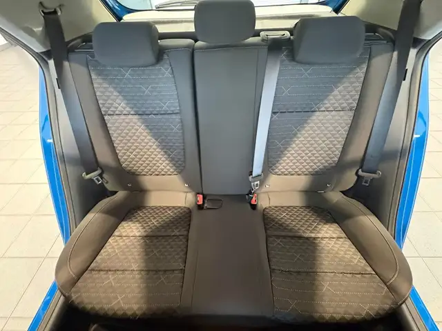 Kia Rio view 14