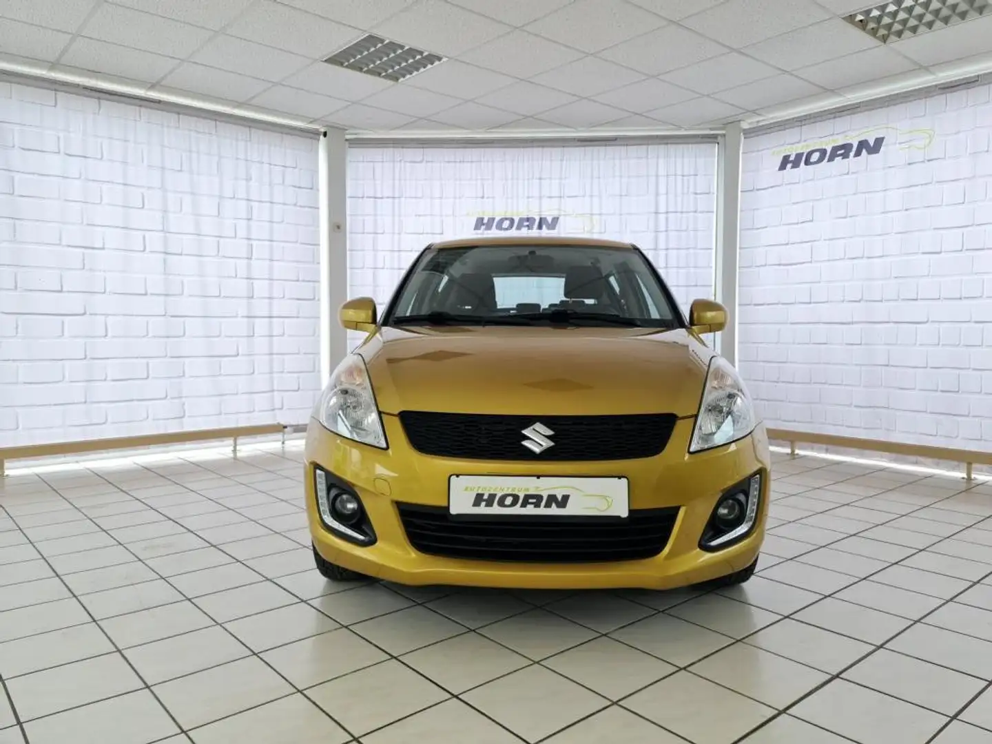 Suzuki Swift Club, unfallfrei, Scheckheftgepflegt, Allrad, SH Gold - 2