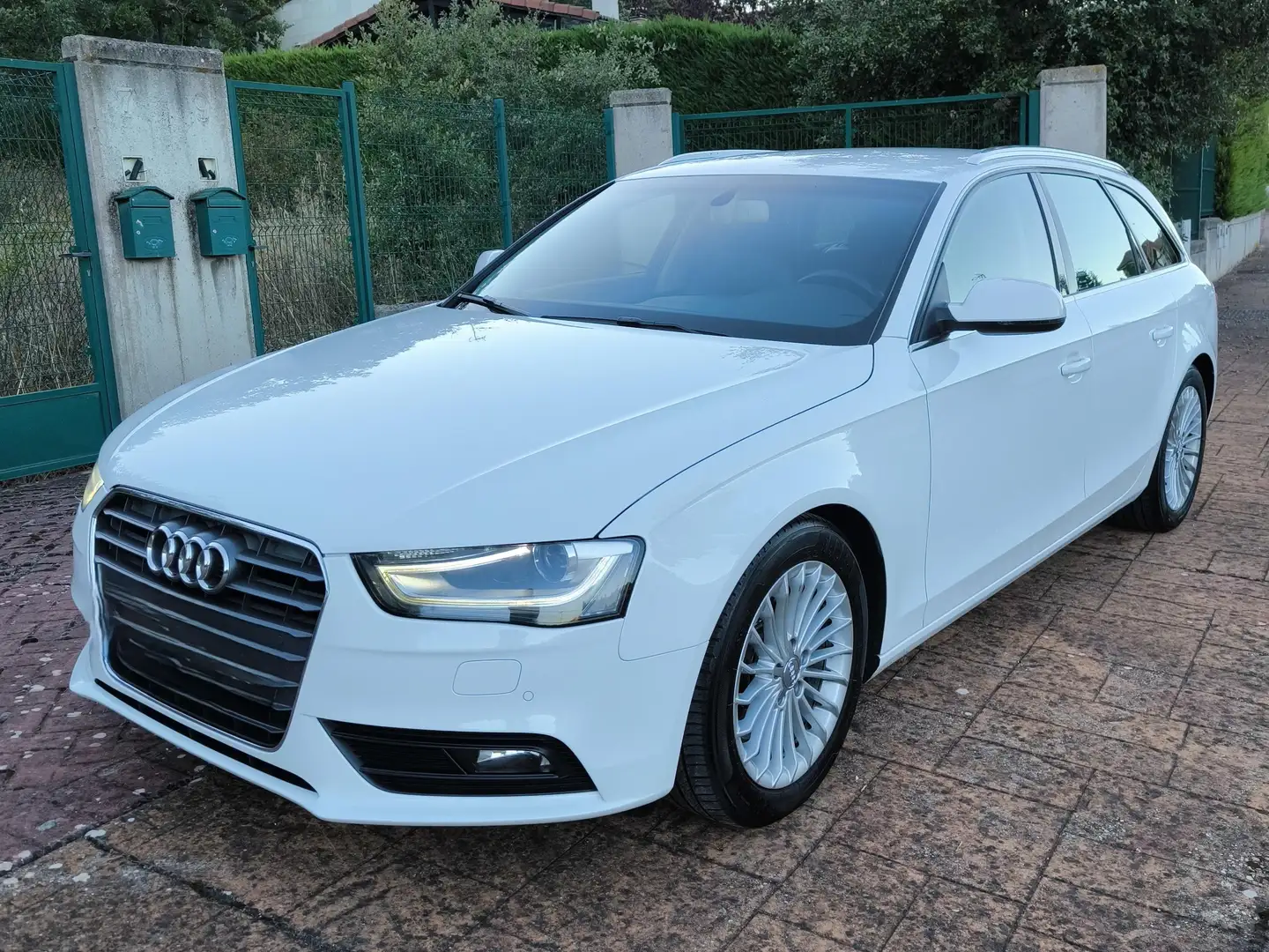 Audi A4 A4 Avant 3.0TDI DPF Multitronic 204 Blanco - 2