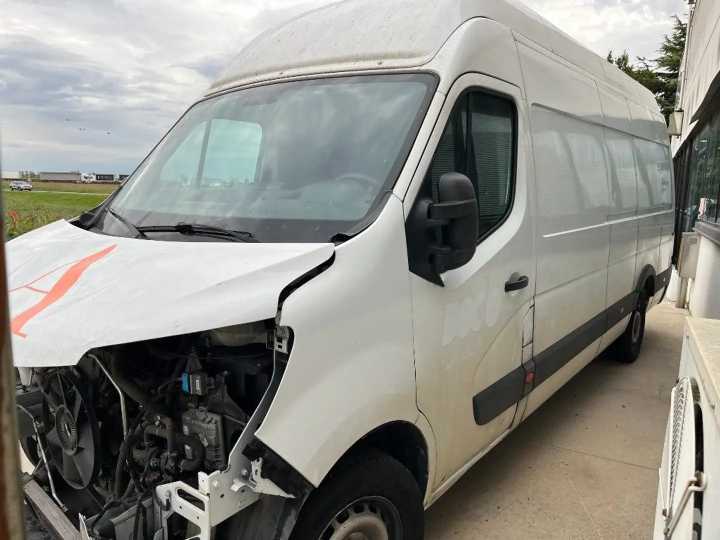 Renault Master T35 2.3 dCi 145  PL-TA-L4 H3  Furgone Energy Ice Bianco - 1