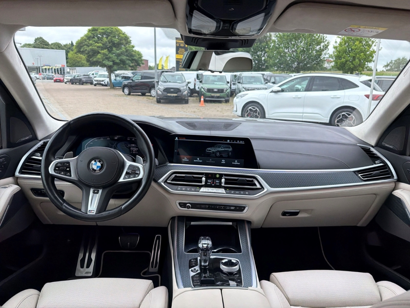 BMW X7 xDrive 40 d M Sport Park-Assistent Sportpaket HUD — photo 11