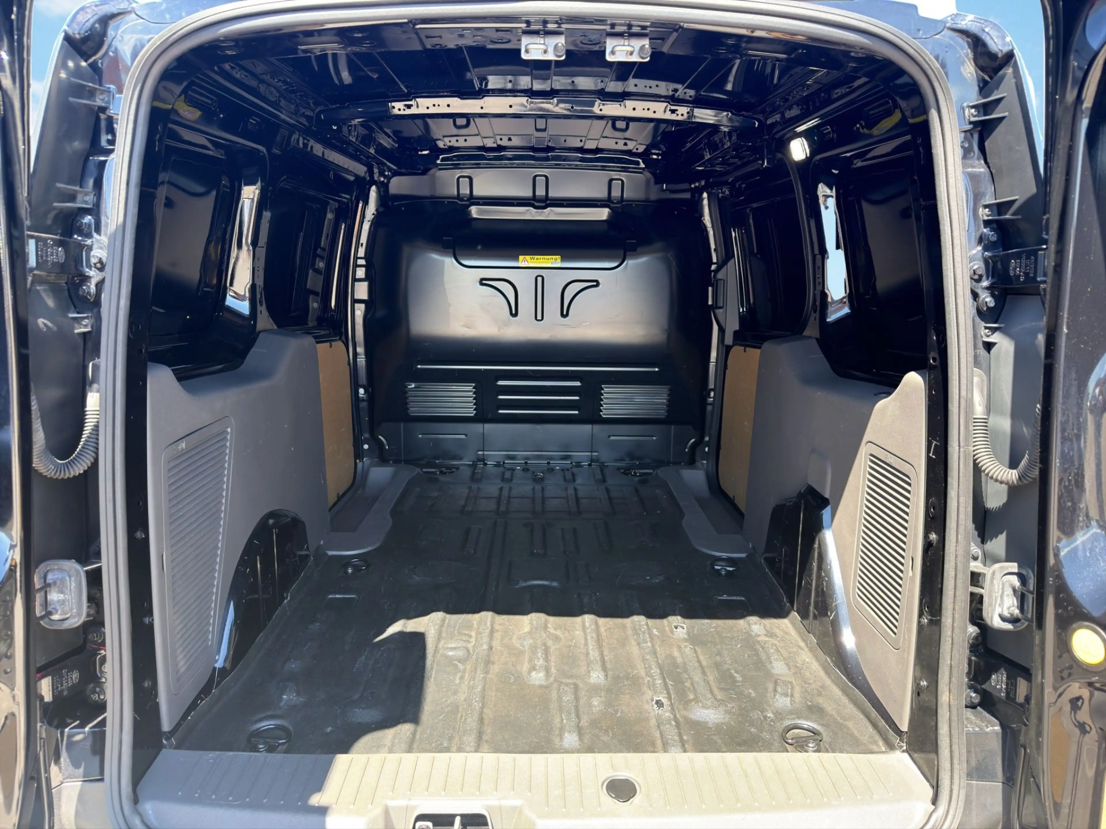 Ford Transit Connect LANG | AUTOMATIK | NAVI | KAMERA | MWST — photo 14
