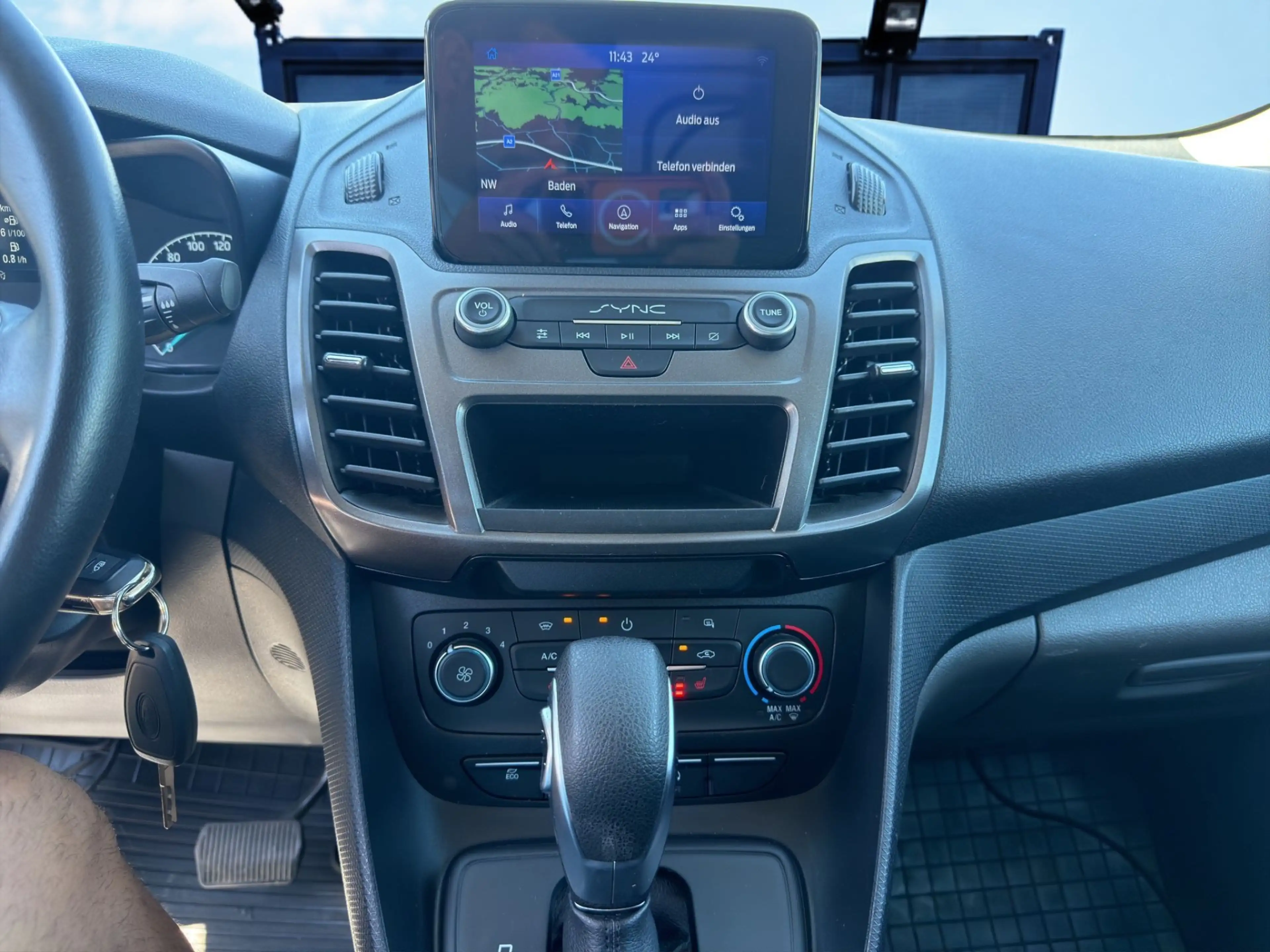 Ford Transit Connect LANG | AUTOMATIK | NAVI | KAMERA | MWST — photo 12