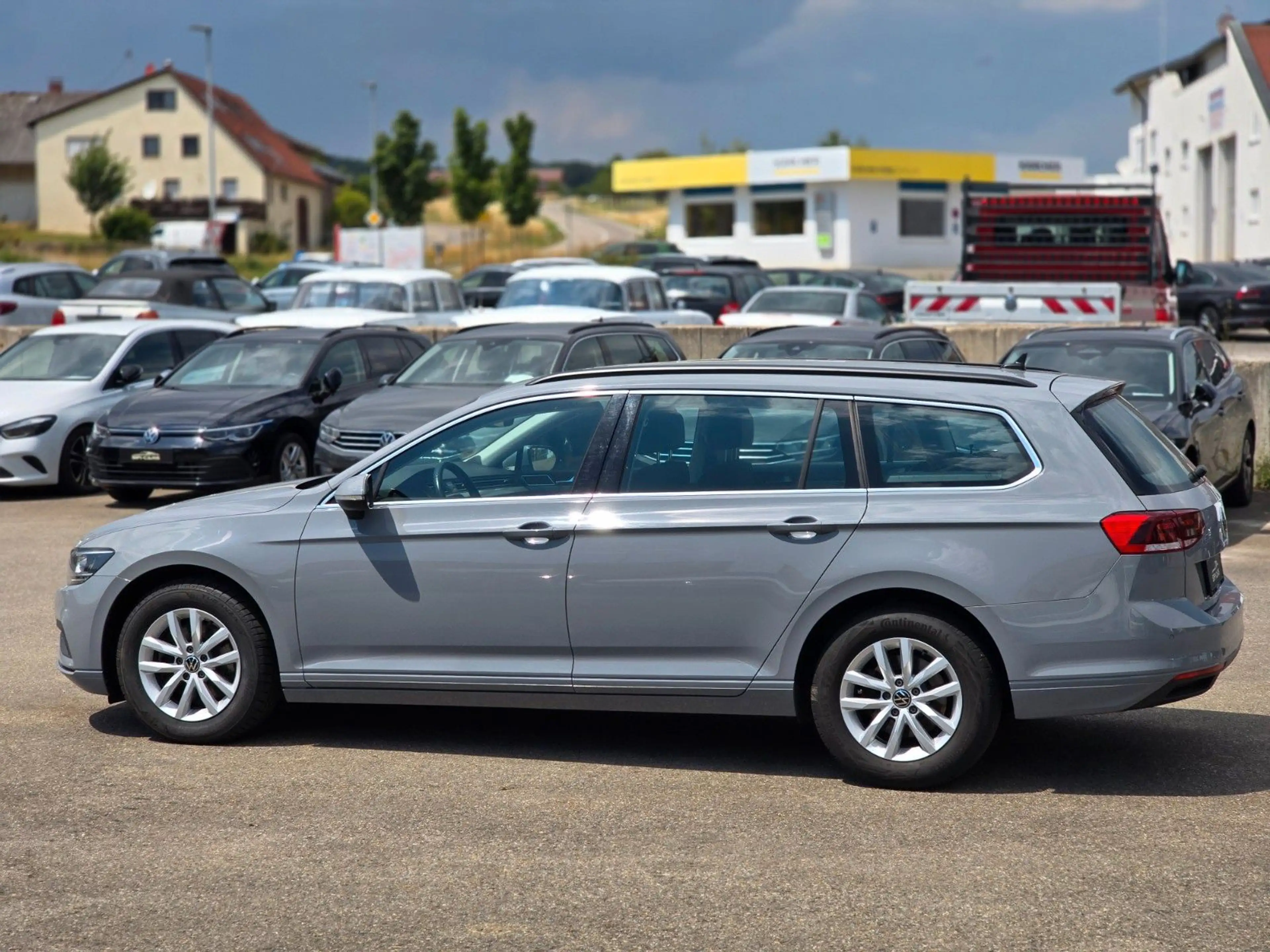 Volkswagen Passat Variant Passat 2.0 TDI Var.*BUSINESS*DSG*NAV*LED*AHK*KAM — photo 12
