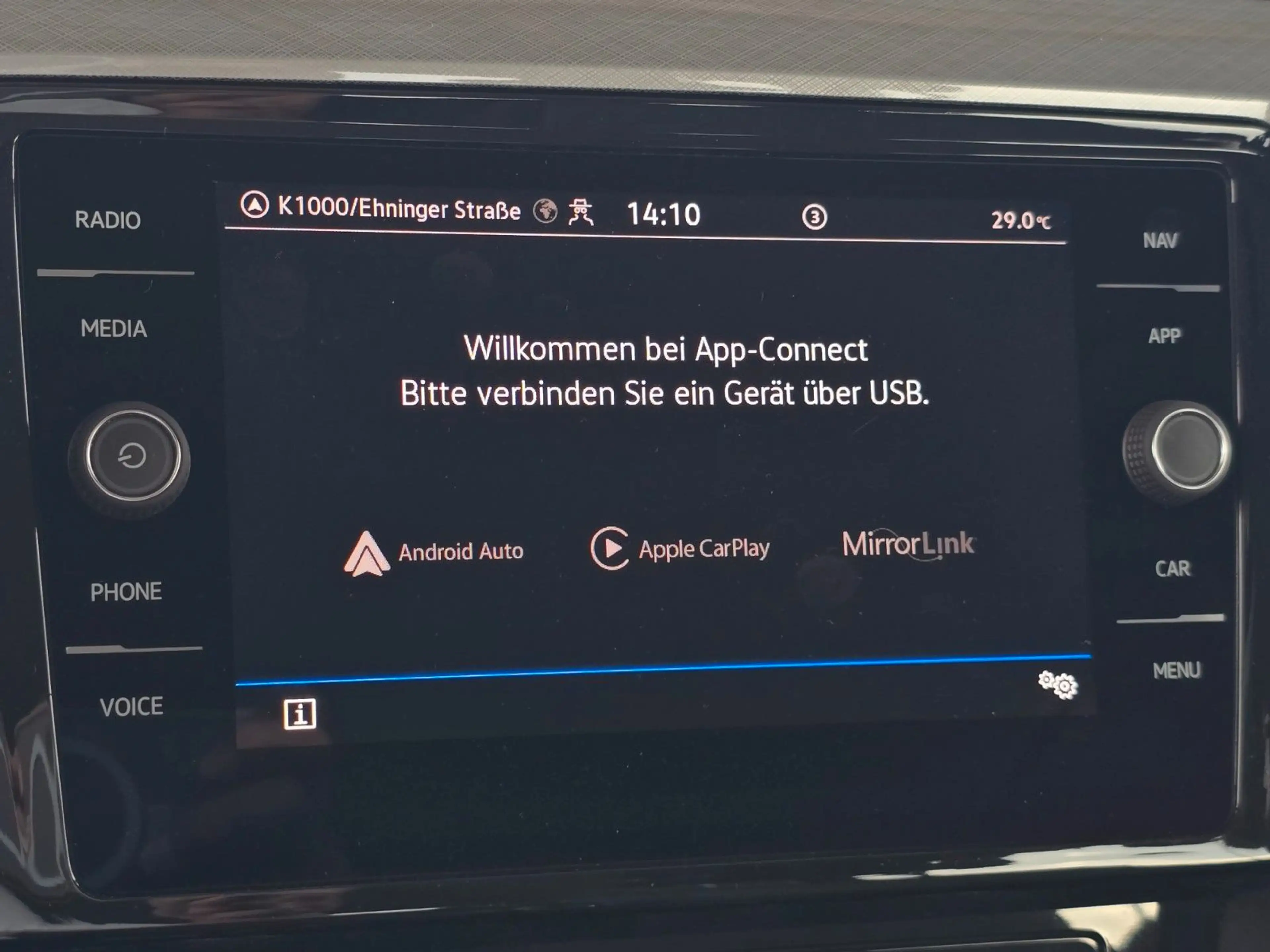Volkswagen Passat Variant Passat 2.0 TDI Var.*BUSINESS*DSG*NAV*LED*AHK*KAM — photo 25