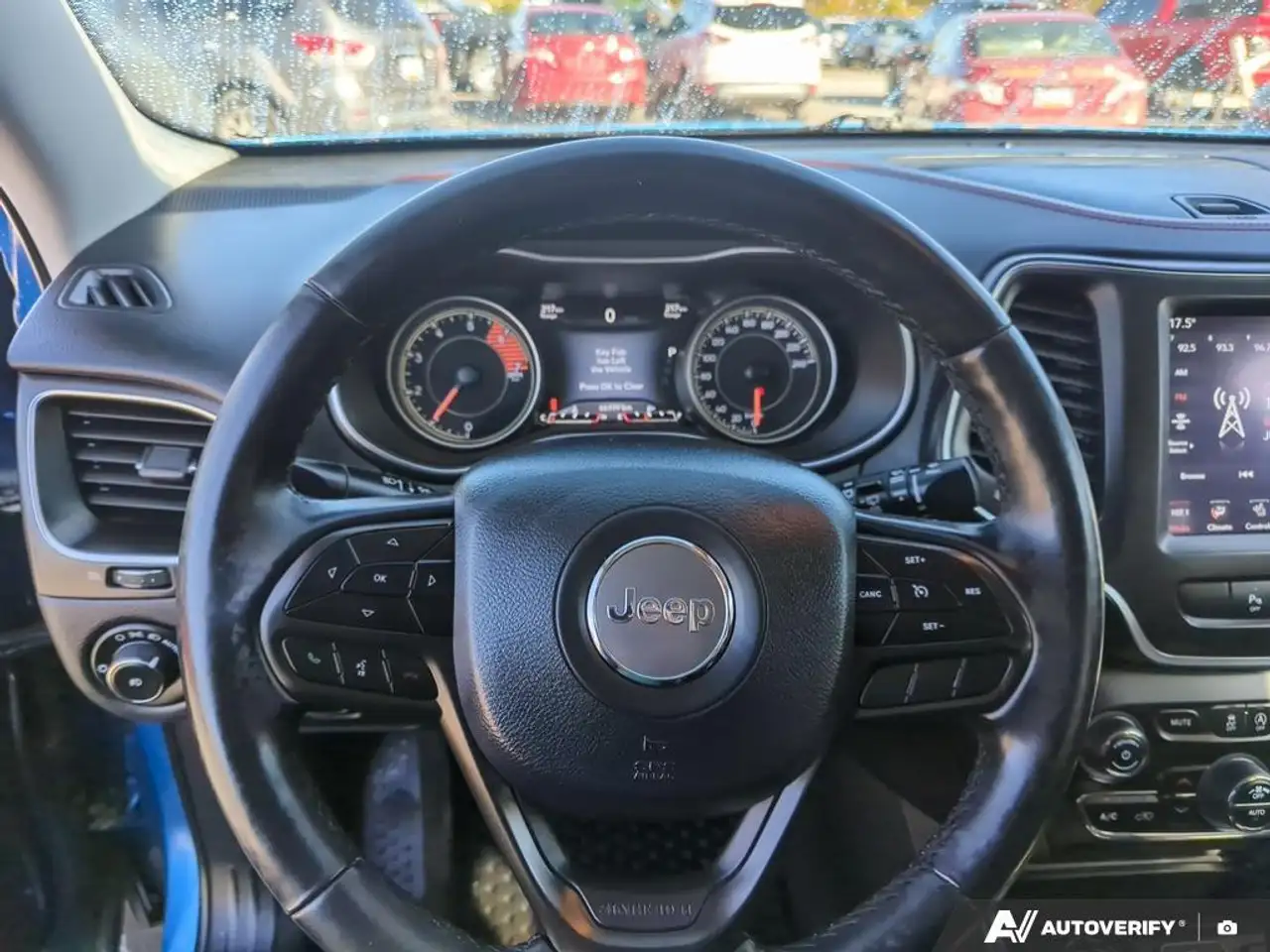 Jeep Cherokee снимка Jeep Cherokee