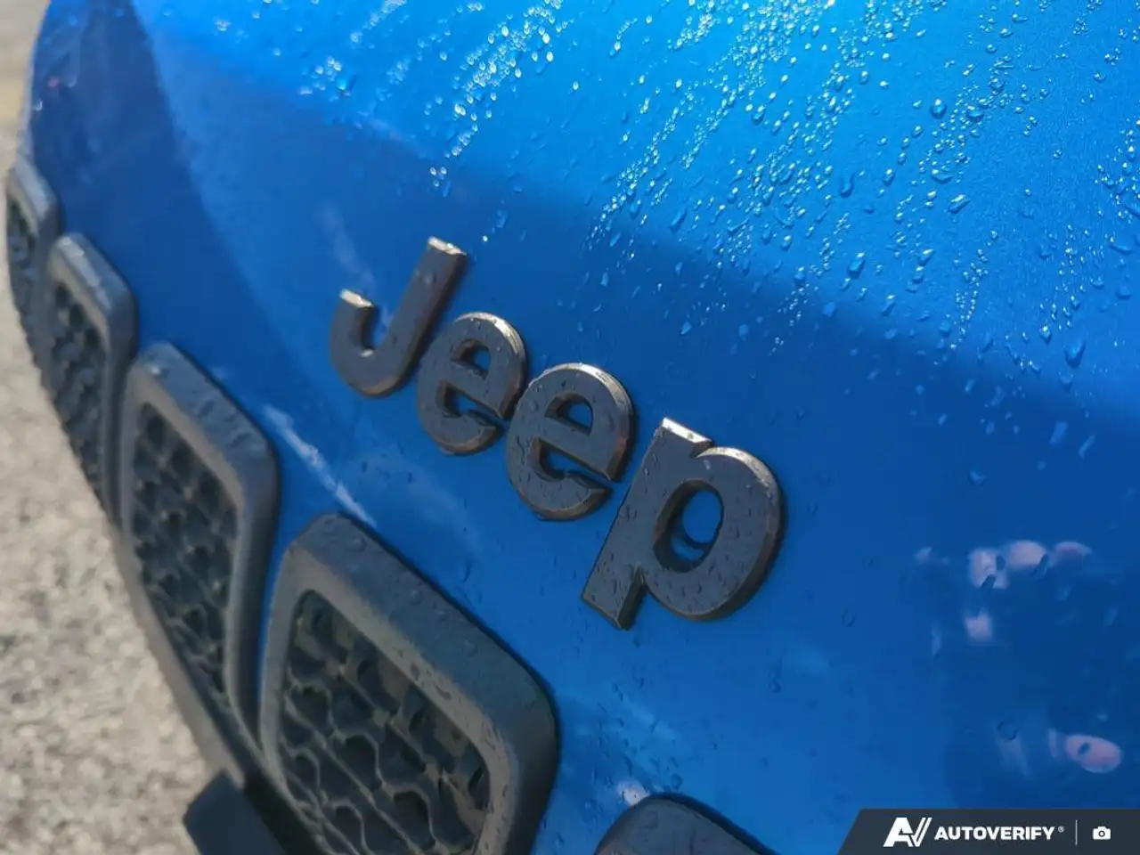 Jeep Cherokee снимка Jeep Cherokee