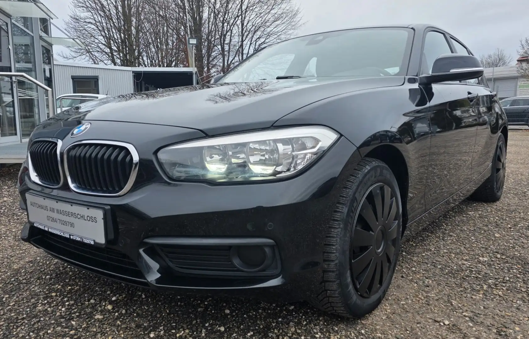 BMW 116 D*5-trg. *DAB*PDC*Sitzh*NAVI*Automatik Schwarz - 1