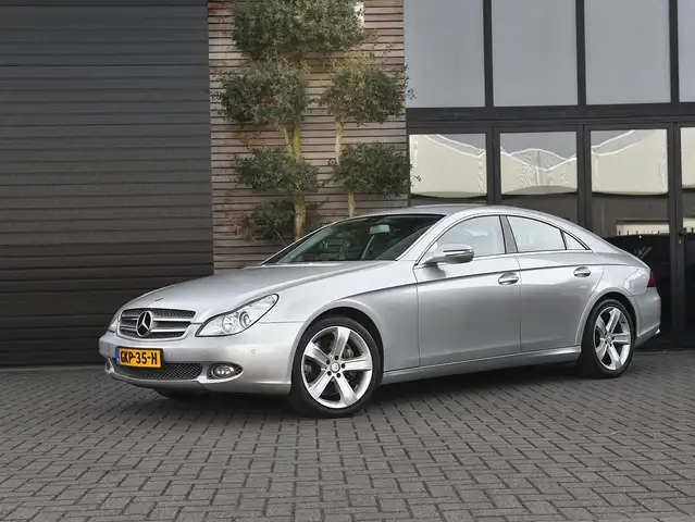 Mercedes-Benz CLS 500 Nette auto Leer Clima Cruise Weinig KM