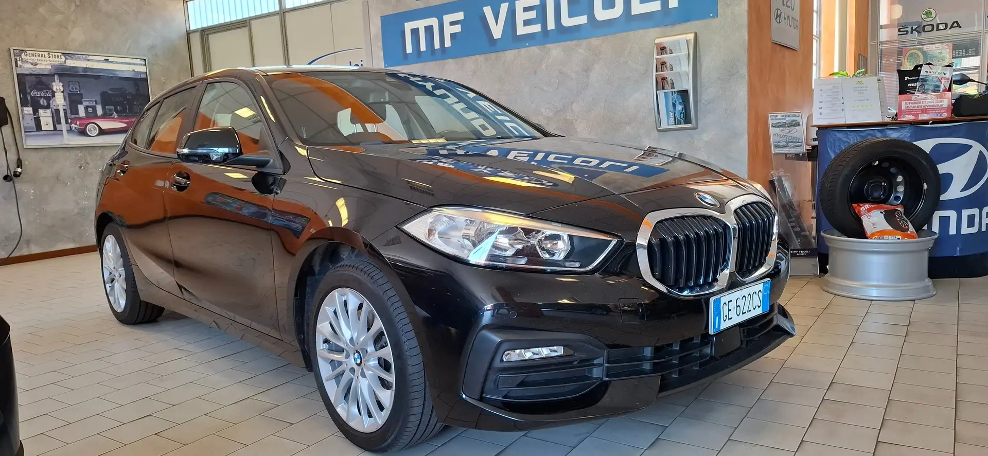 BMW 118 Serie 1 F40 118i Business Advantage 140cv Zwart - 1