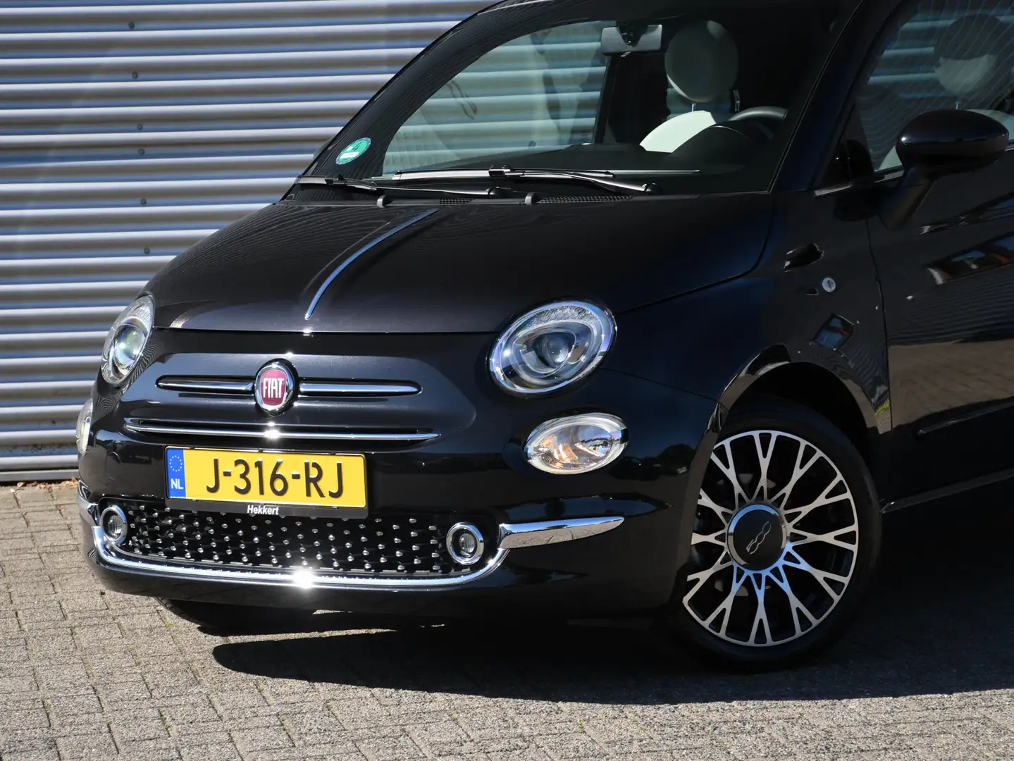 Fiat 500 Star 1.0 Hybrid 70pk PANO-DAK | DAB | CLIMA | USB Zwart - 2