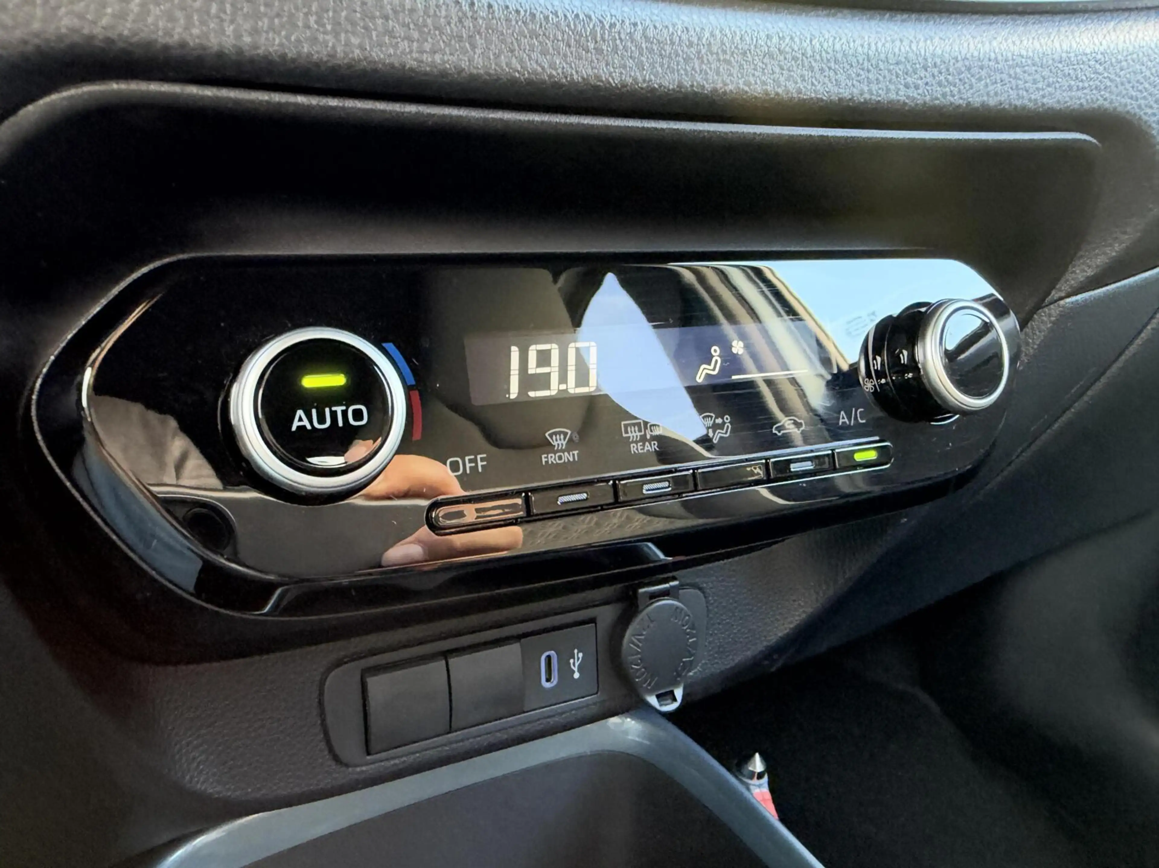 Toyota Aygo X 1.0 VVT-i S-CVT Pulse|NL-Auto|Carplay/Android — photo 9