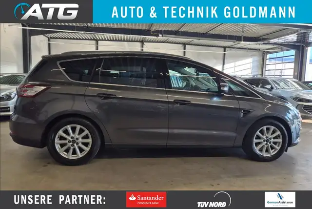 Ford S-Max S-MAX TITANIUM LEDER NAV LED SHZ PDC CARPLAY AHK