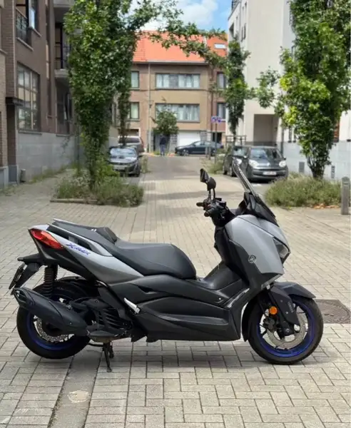 Yamaha X-Max 125 - foto 3