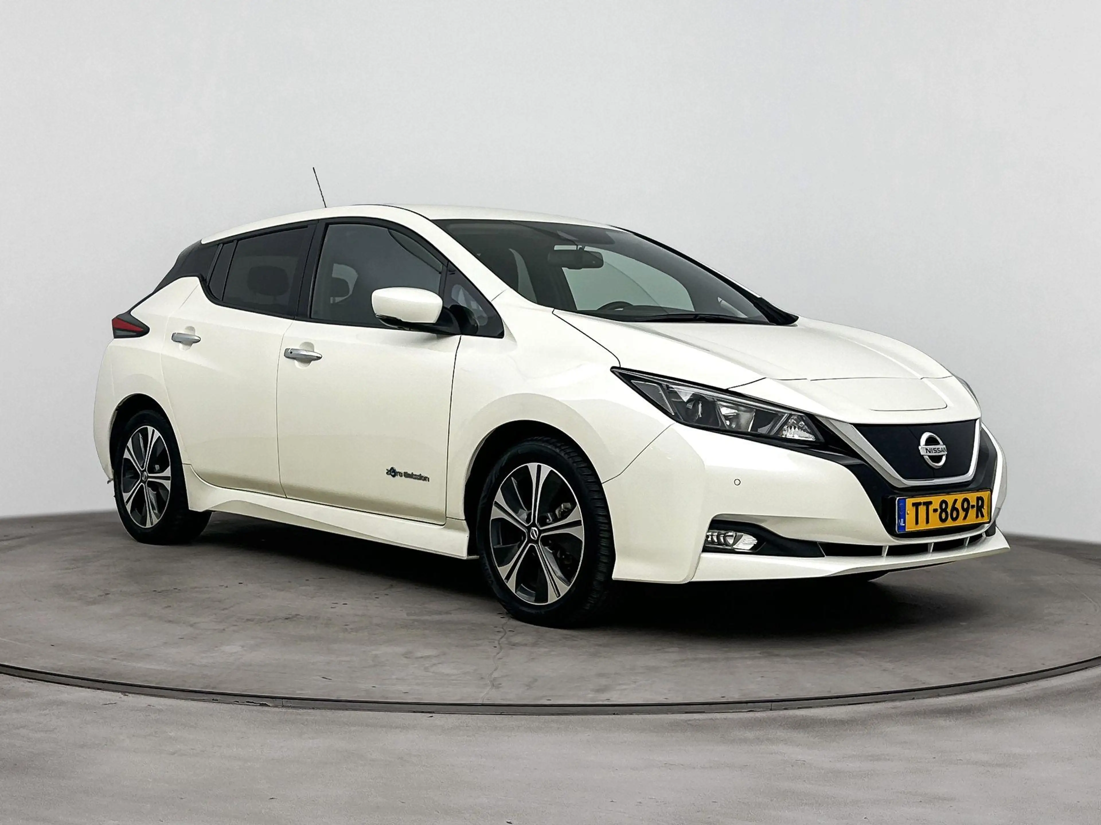 Nissan Leaf N-CONNECTA 40 kWh | NAVI | CLIMA | CAMERA  | CRUIS — photo 6