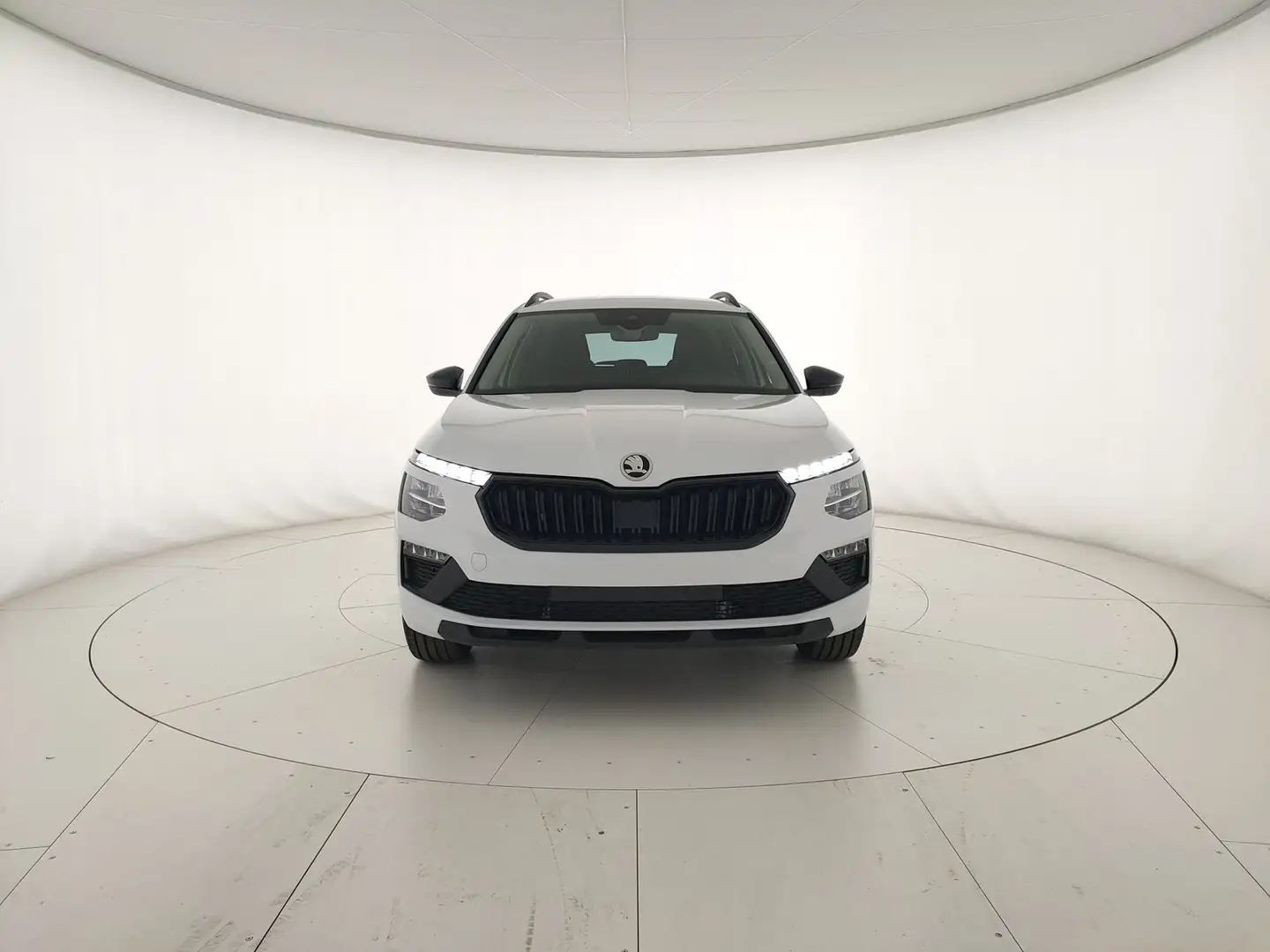 Skoda Kamiq Black Dots 1.0 TSI 95 CV Bianco - 2