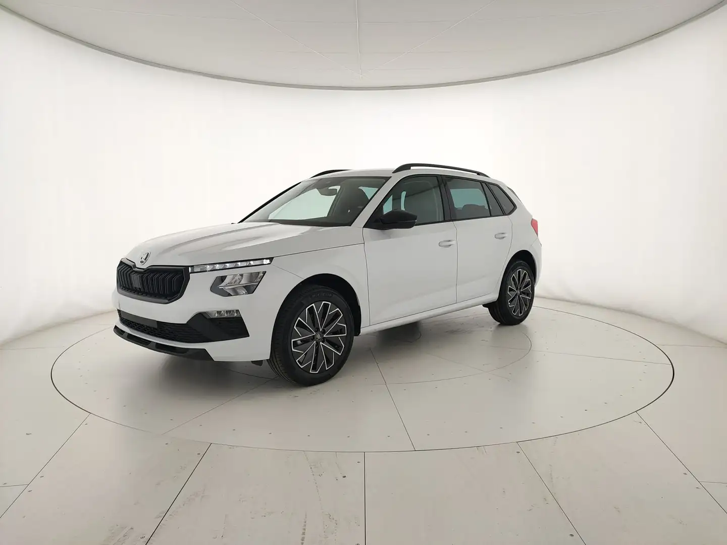 Skoda Kamiq Black Dots 1.0 TSI 95 CV Bianco - 1