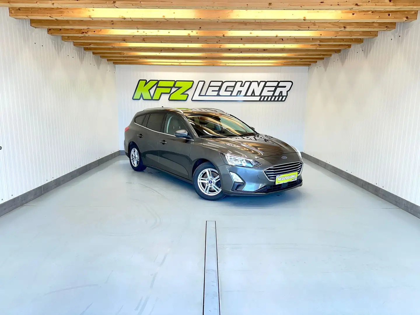 Ford Focus Turnier 1.5 EcoBl. "W-PAKET*SITZH*R-KAM*TEMPOMAT" Grau - 1