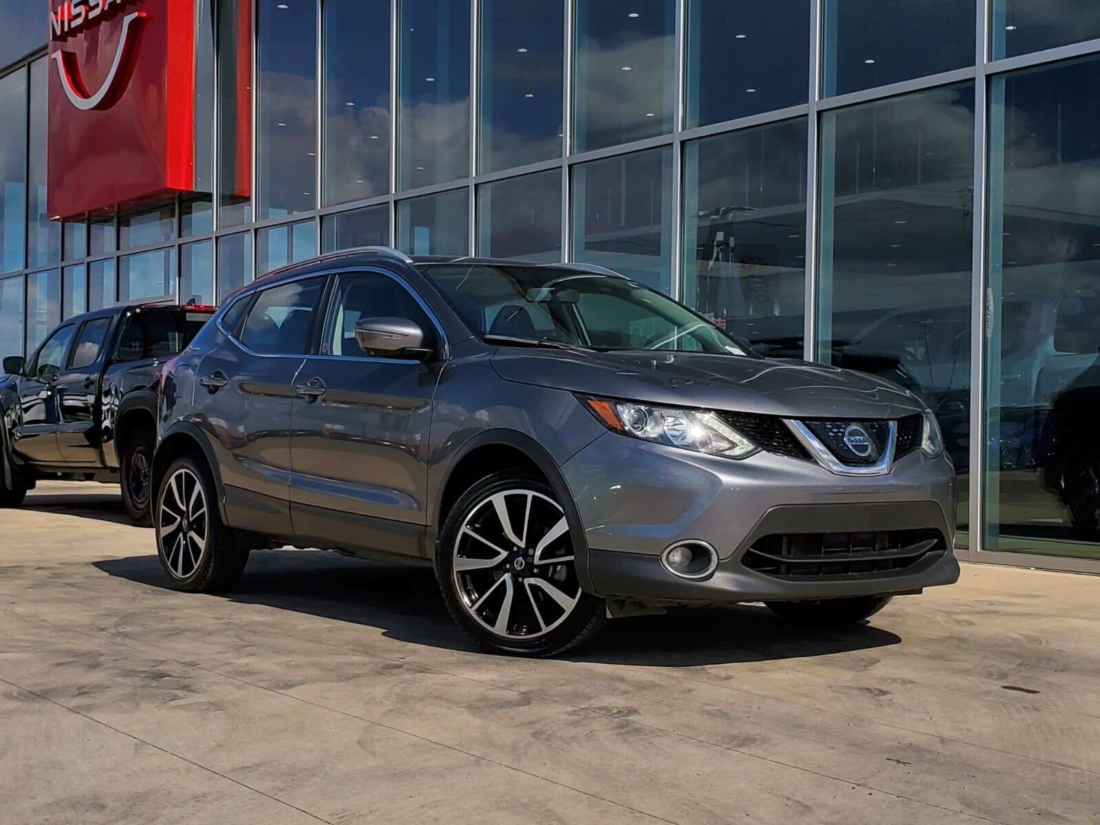 2018 Nissan Qashqai SL, Awd, Leather, Sunroof, Back Up Cam — снимка 1
