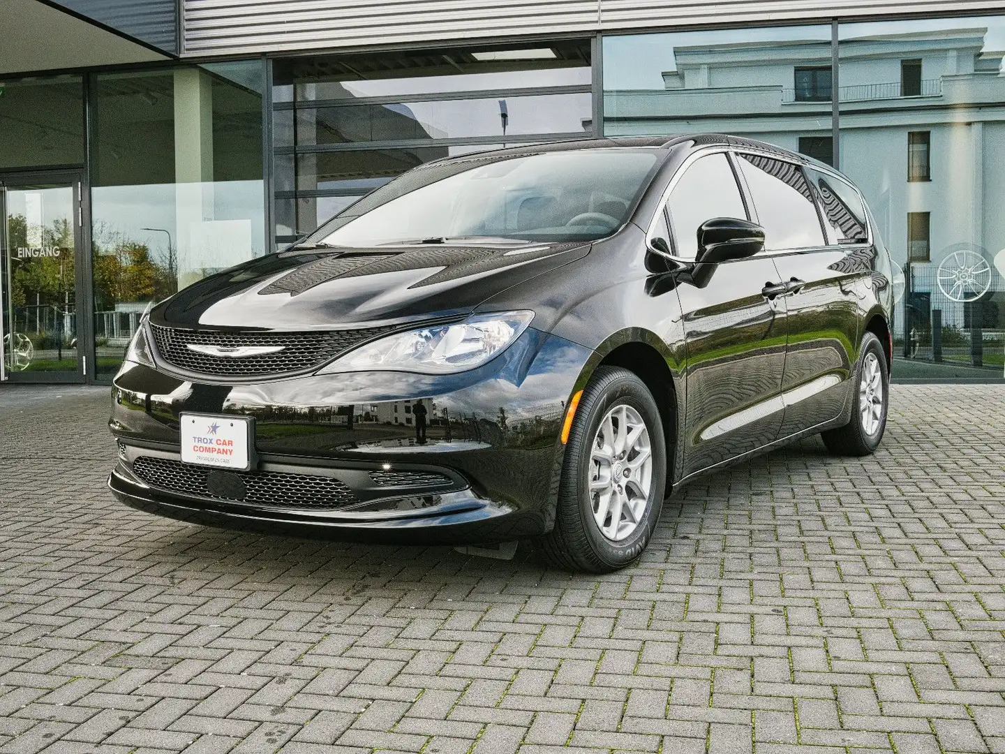 Chrysler Voyager / Grand Caravan Schwarz - 2