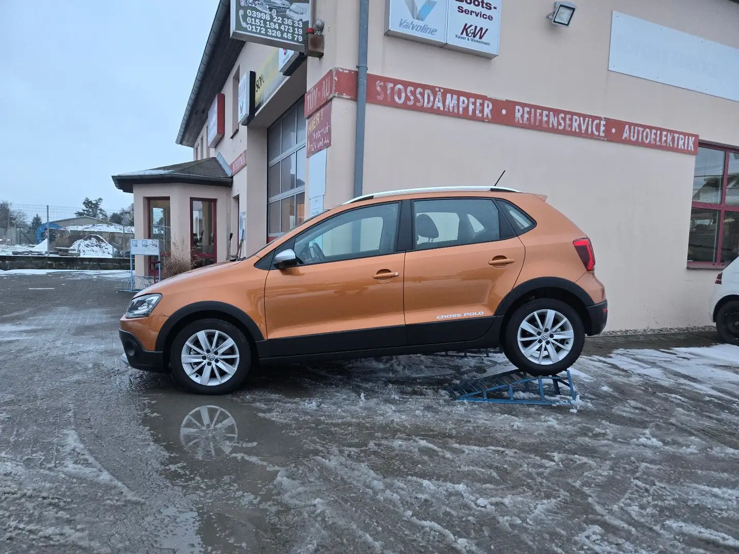 Volkswagen Polo V CrossPolo BMT/Start-Stopp*S+W Räder* Orange - 2