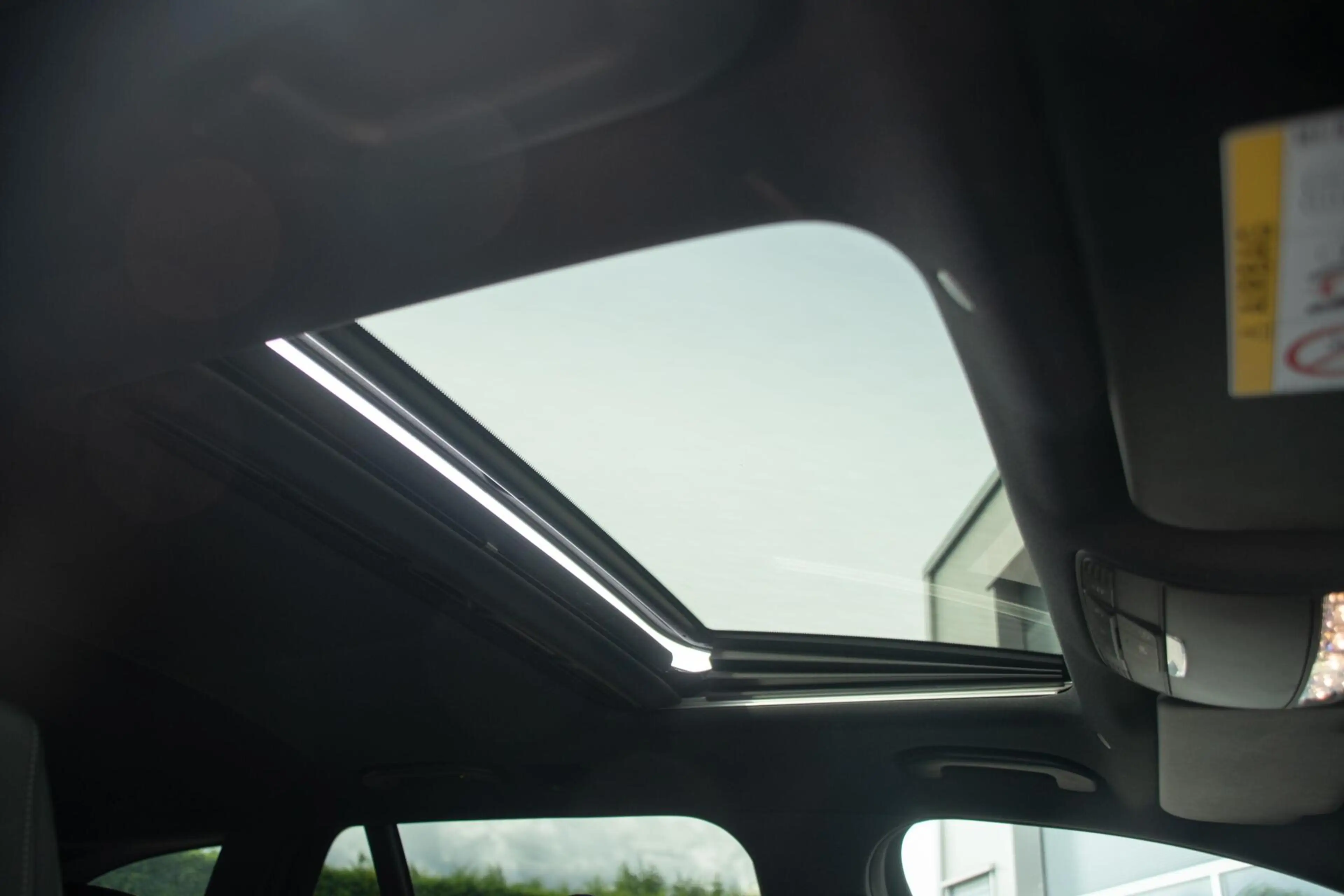 Mercedes-Benz E 63 AMG Estate 4MATIC+ | HUD | DAB | IWC — photo 9