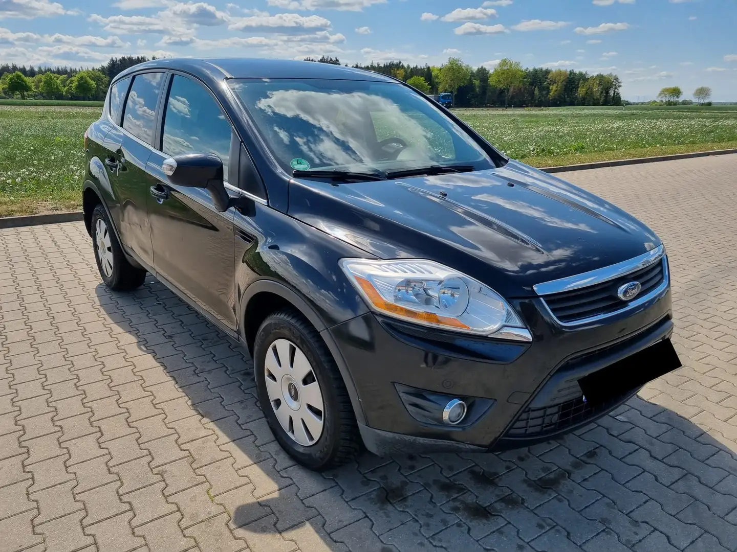 Ford Kuga Kuga Diesel 2.0 TDCi 4x4 Trend Schwarz - 2