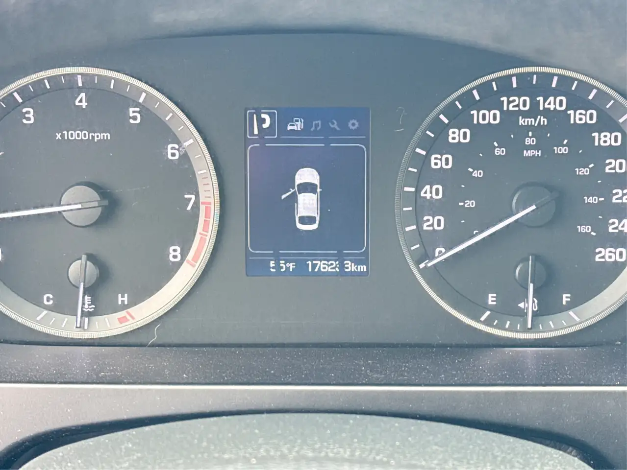 Hyundai SONATA снимка Hyundai SONATA