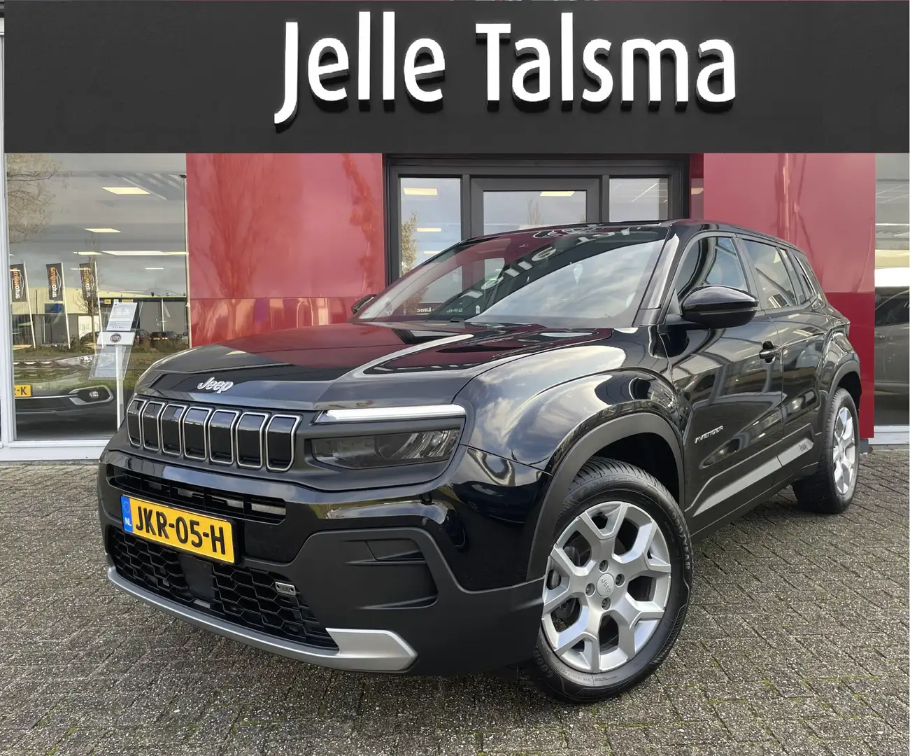 Jeep Avenger 1.2 Altitude | Winterpack | Keyless | Navigatie | Schwarz - 1