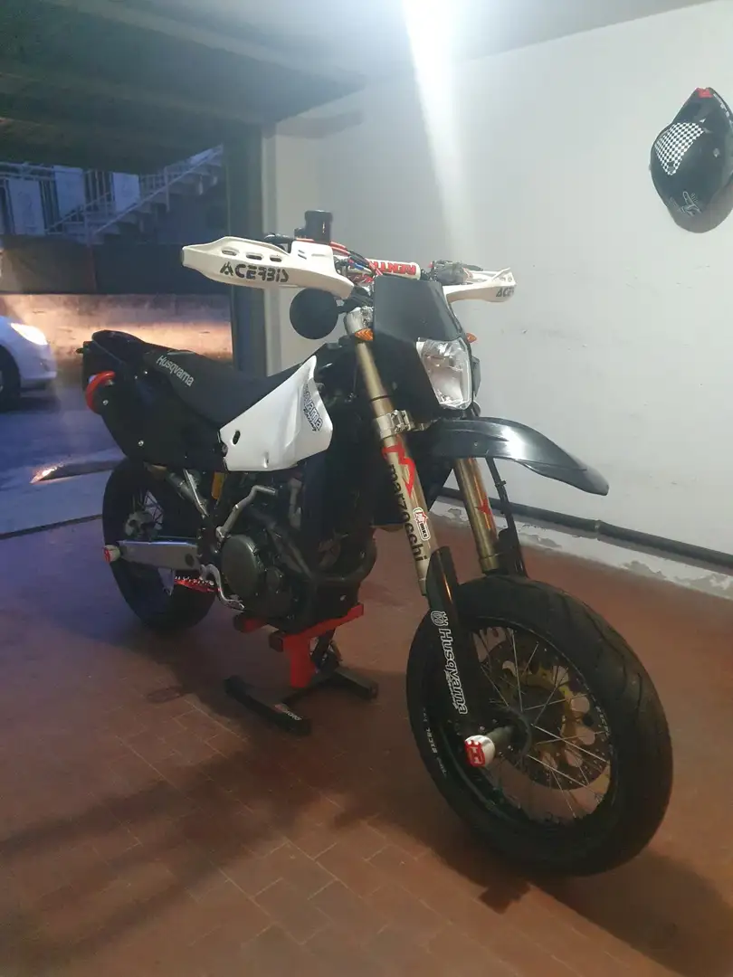 Husqvarna SM 450 Motard Negro - 1