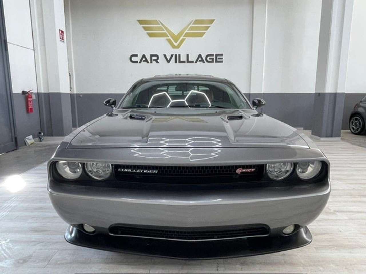 Dodge Challenger 6.4 v8 srt