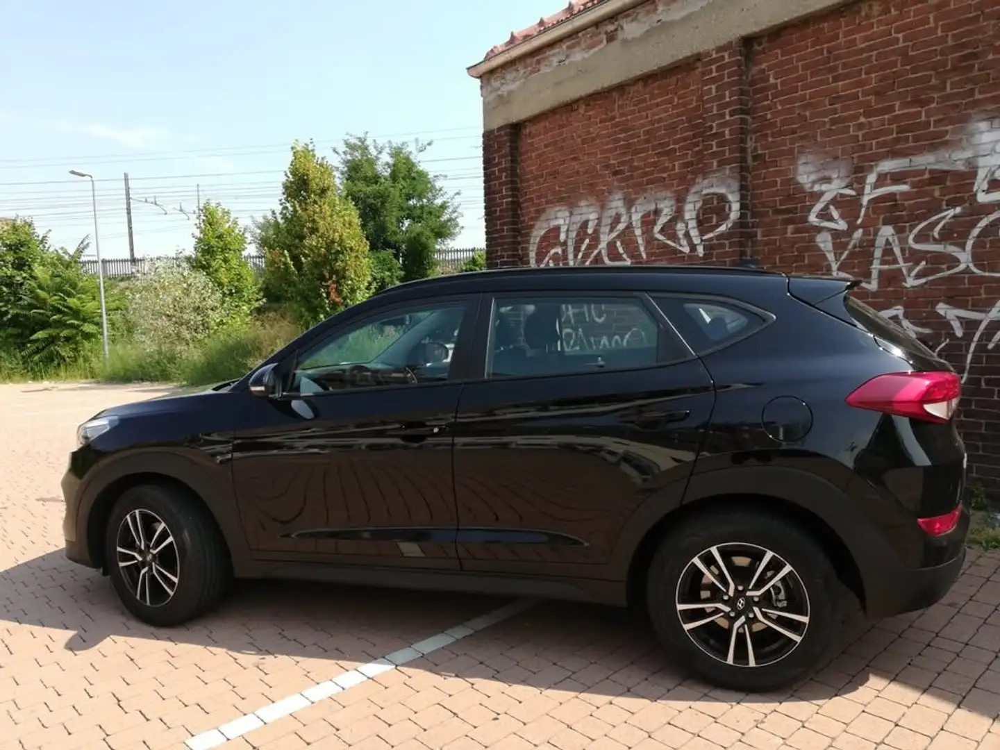Hyundai TUCSON Tucson 1.7 crdi sky 2wd 115cv - 1