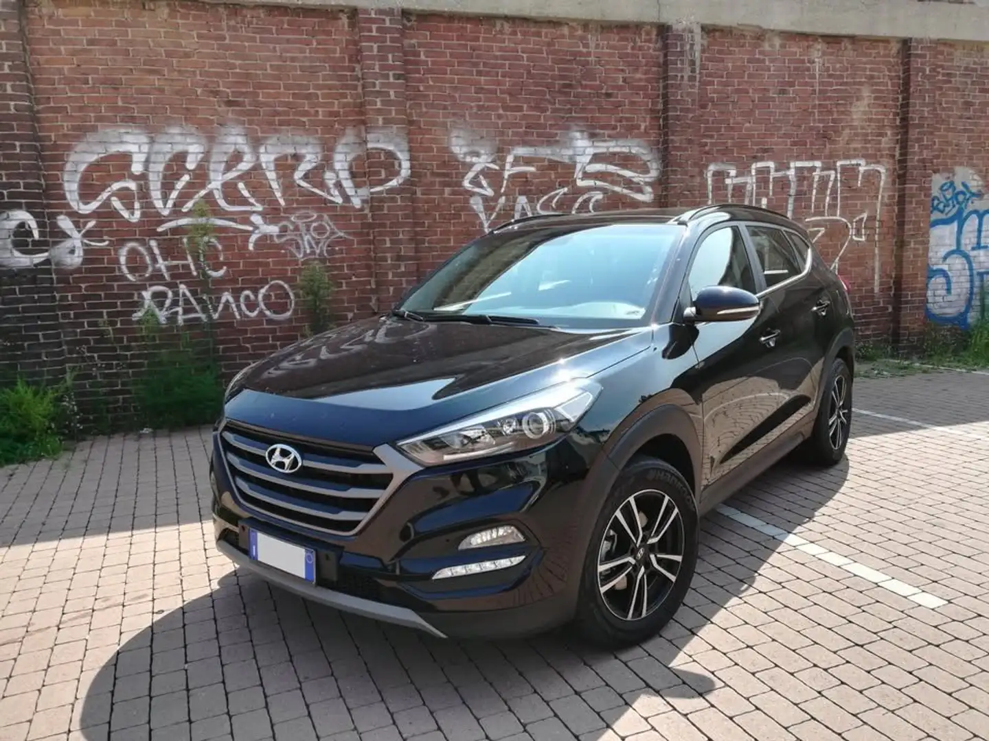 Hyundai TUCSON Tucson 1.7 crdi sky 2wd 115cv - 2