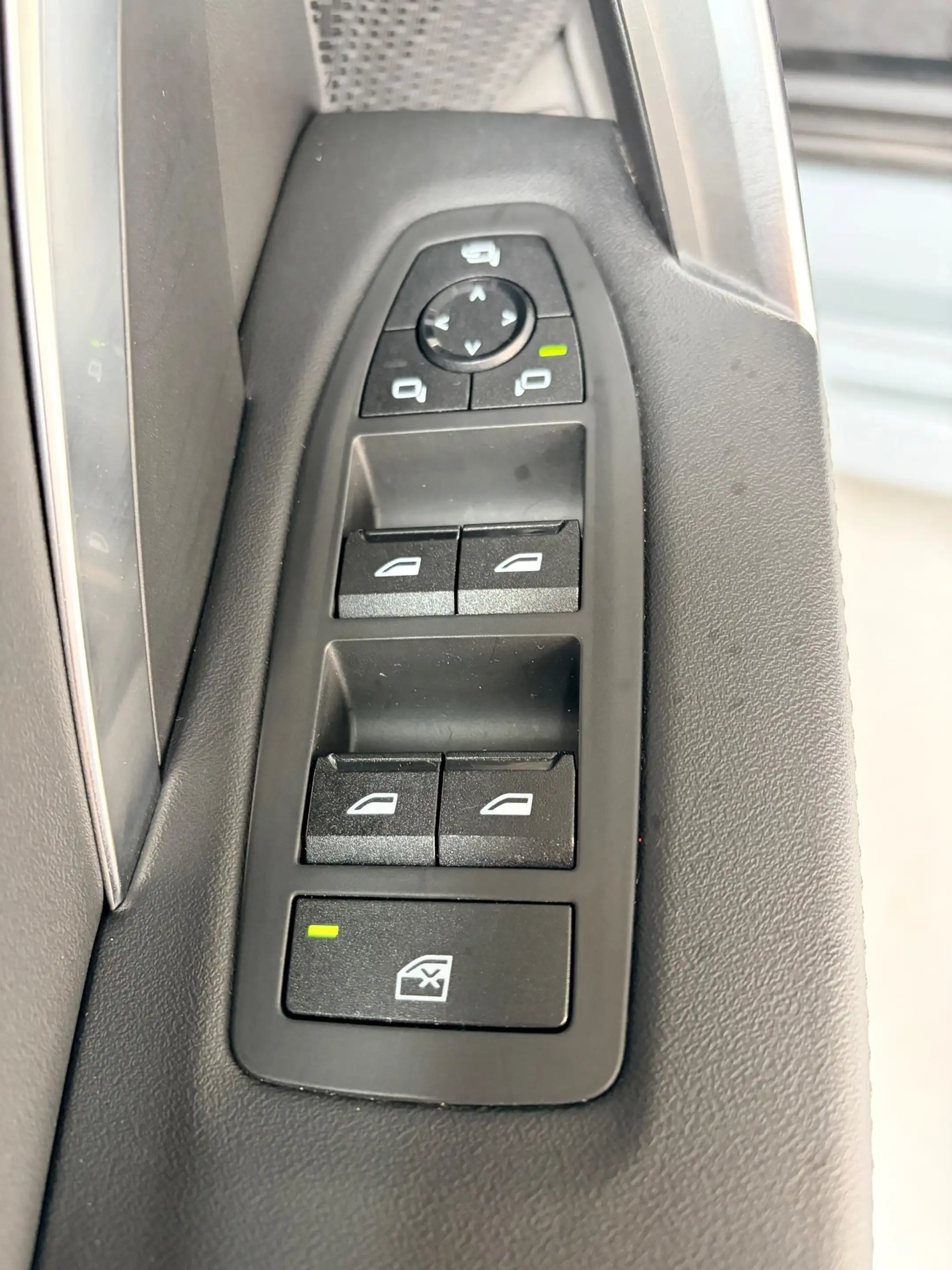 BMW X2 SDrive20i M Sport 170pk Launch Edition Black Pakke — photo 13