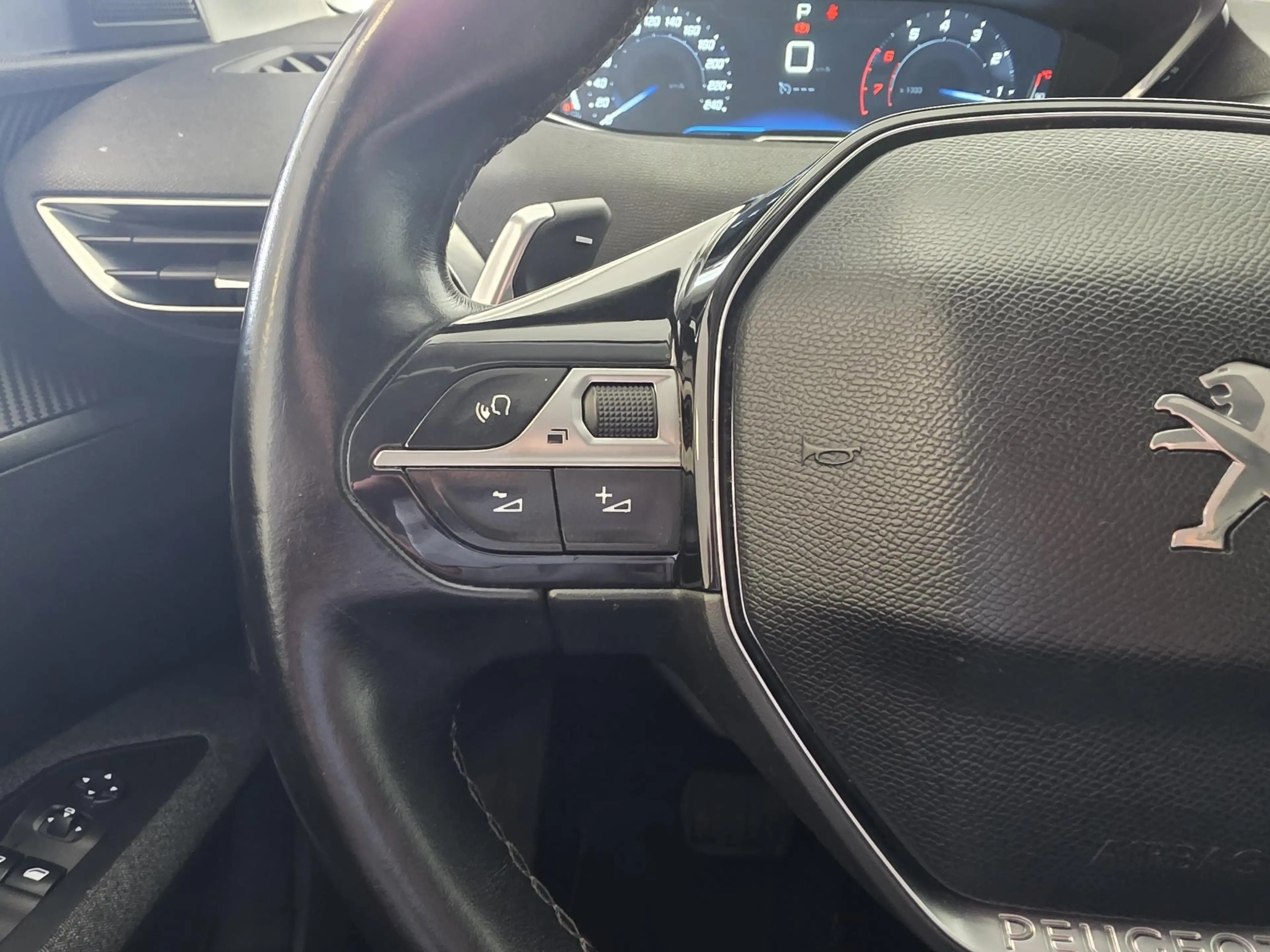 Peugeot 5008 1.2 PureTech Blue Lease Executive 7p. | NL-Auto | — photo 13
