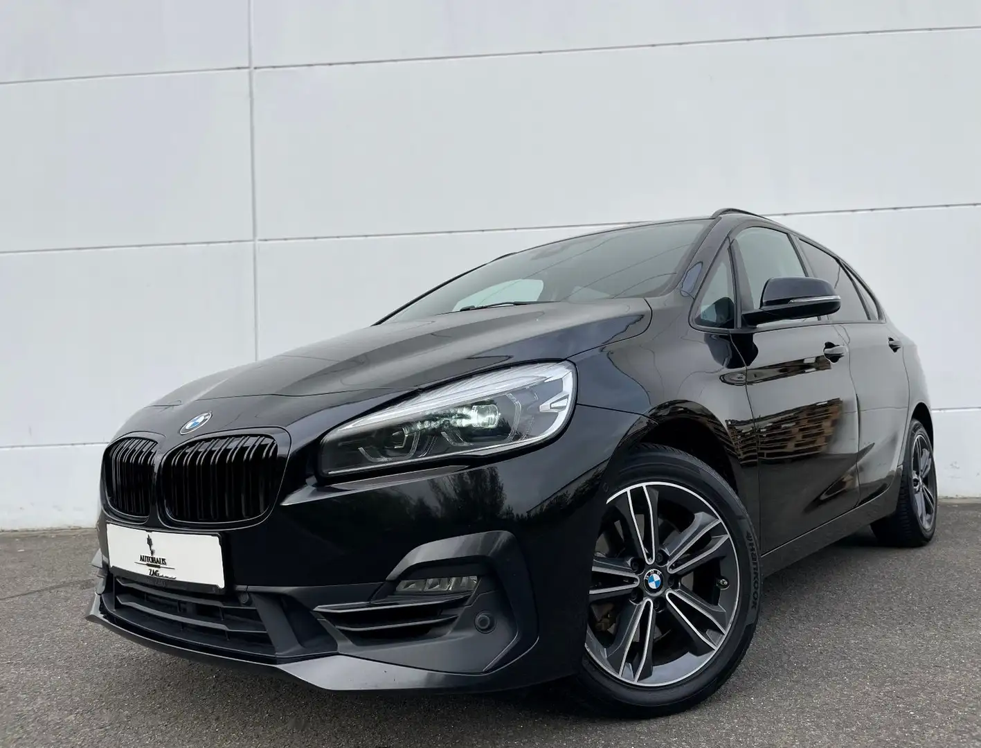 BMW 220 *SPORT LINE*T.LEDER*NAVI*AHK* Schwarz - 1