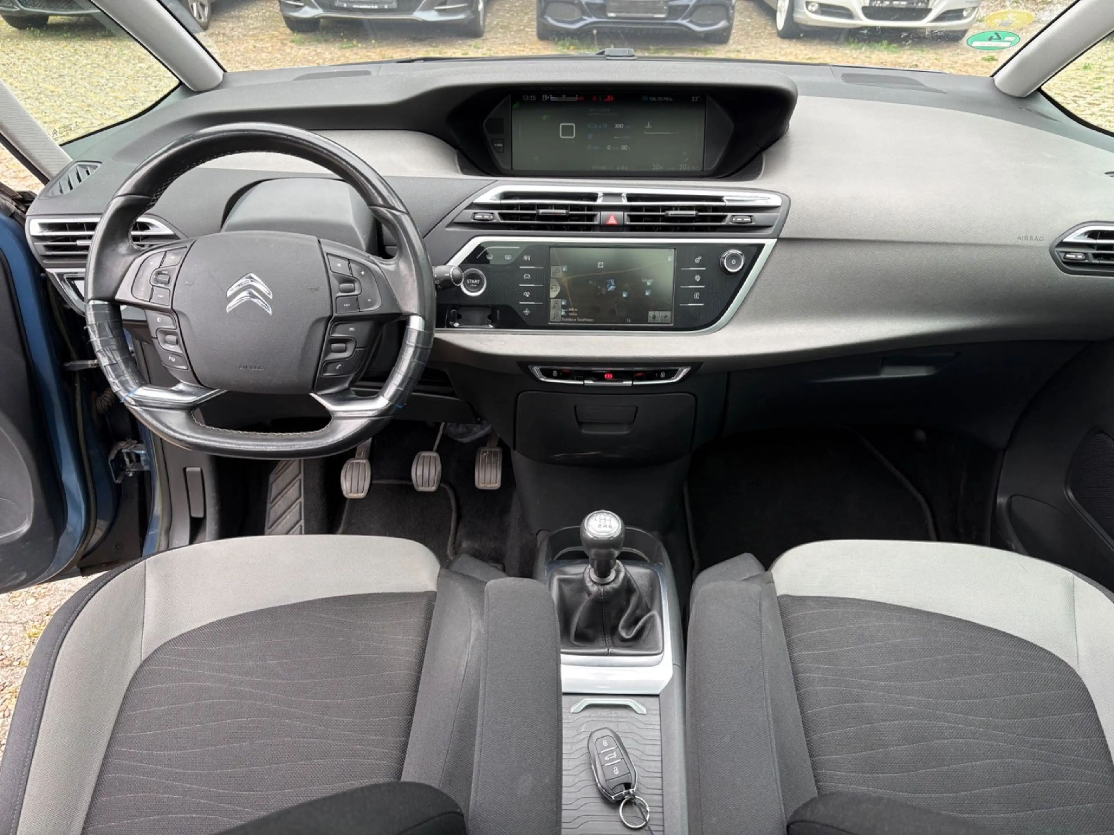 Citroen Grand C4 Picasso /Spacetourer Intensive 7 SITZER — photo 19