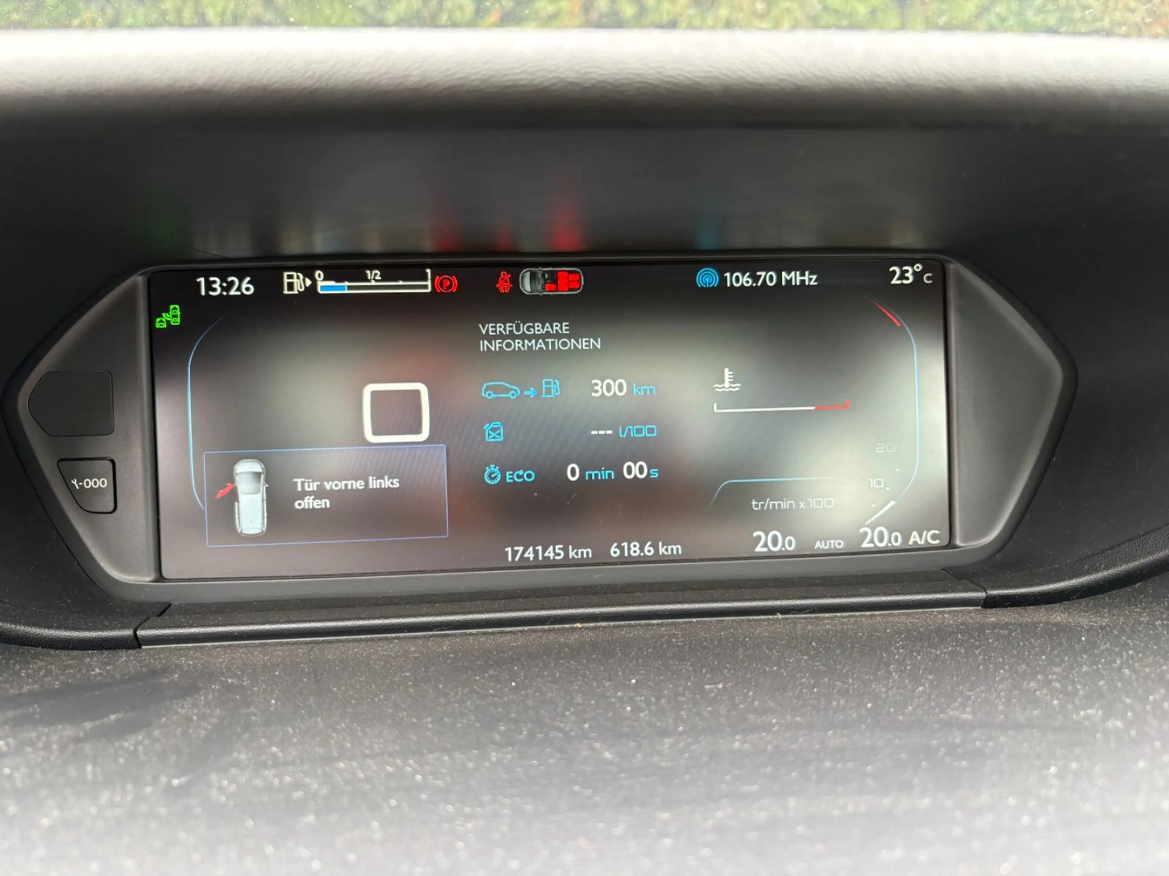 Citroen Grand C4 Picasso /Spacetourer Intensive 7 SITZER — photo 28