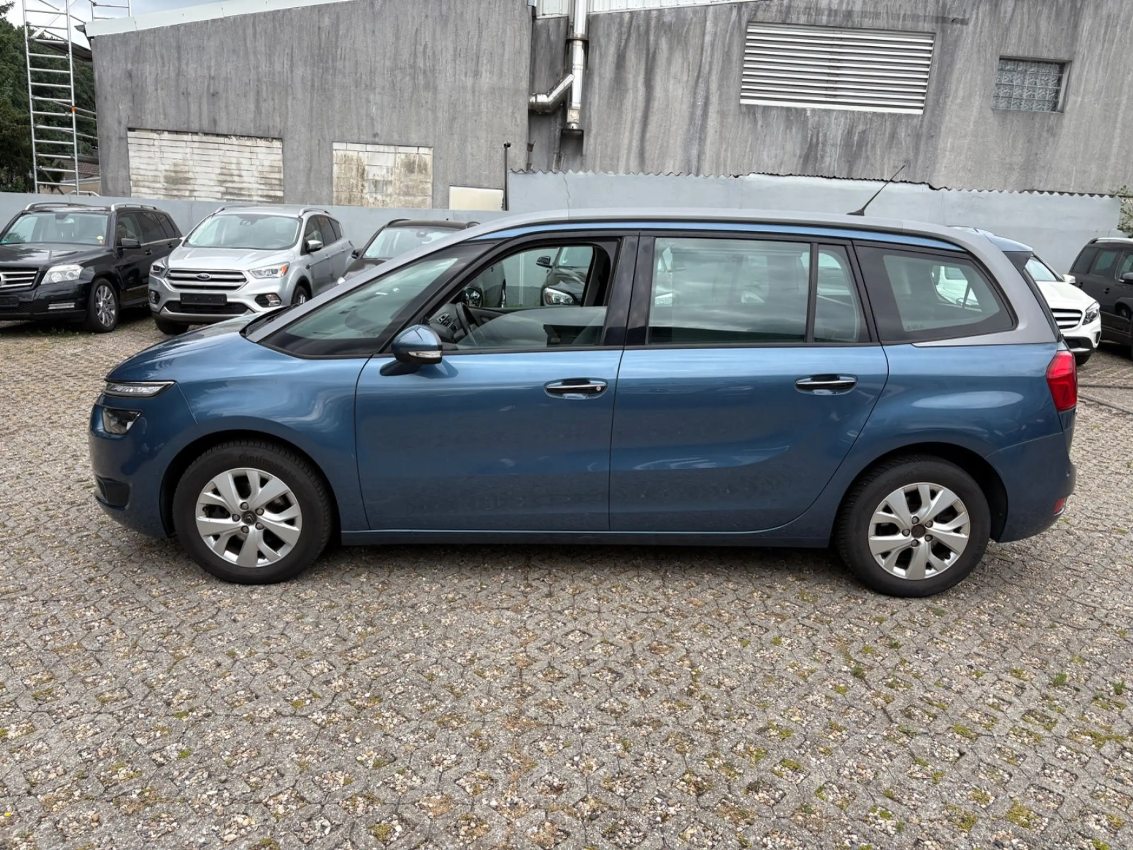 Citroen Grand C4 Picasso /Spacetourer Intensive 7 SITZER — photo 3