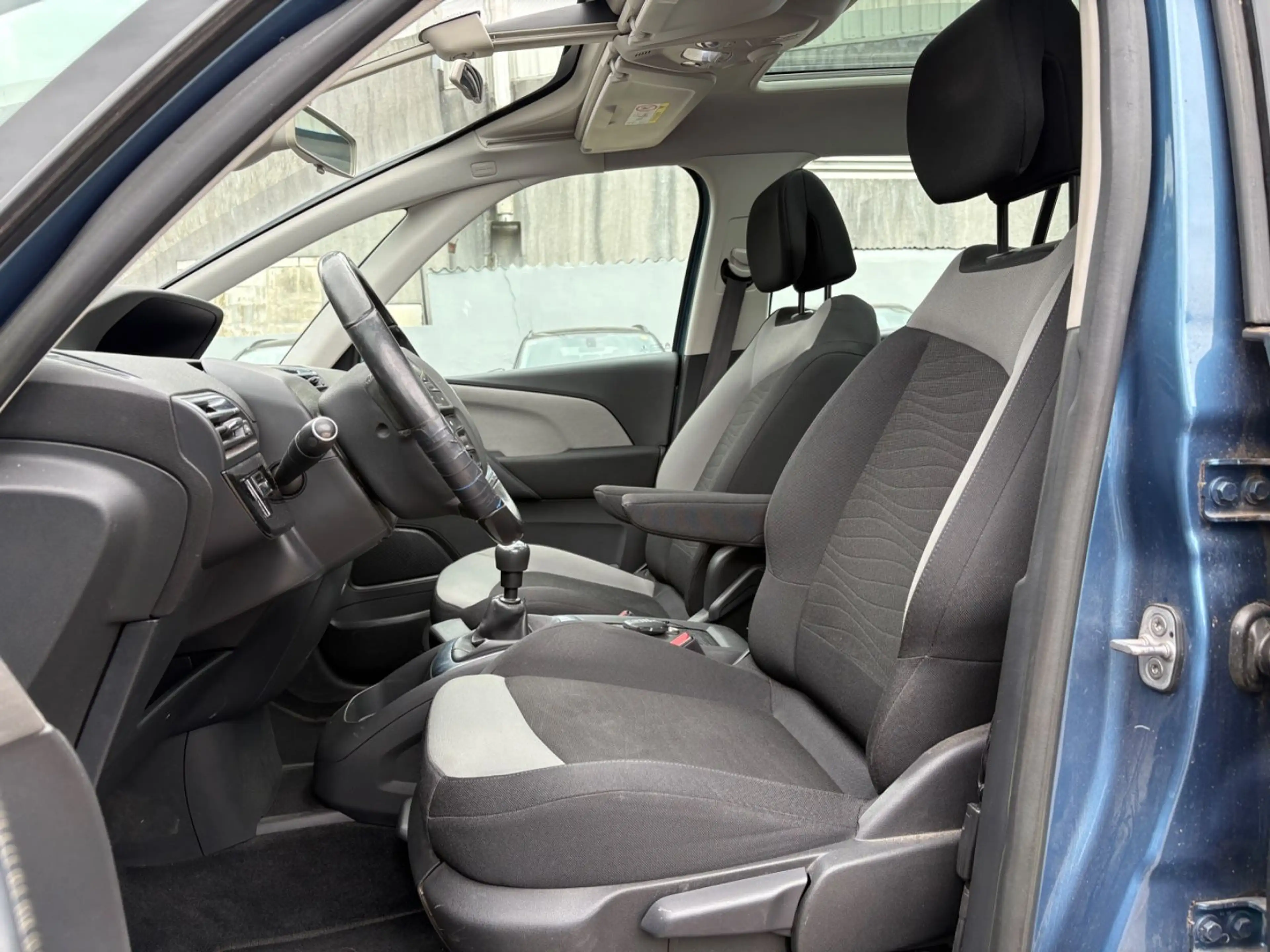 Citroen Grand C4 Picasso /Spacetourer Intensive 7 SITZER — photo 12