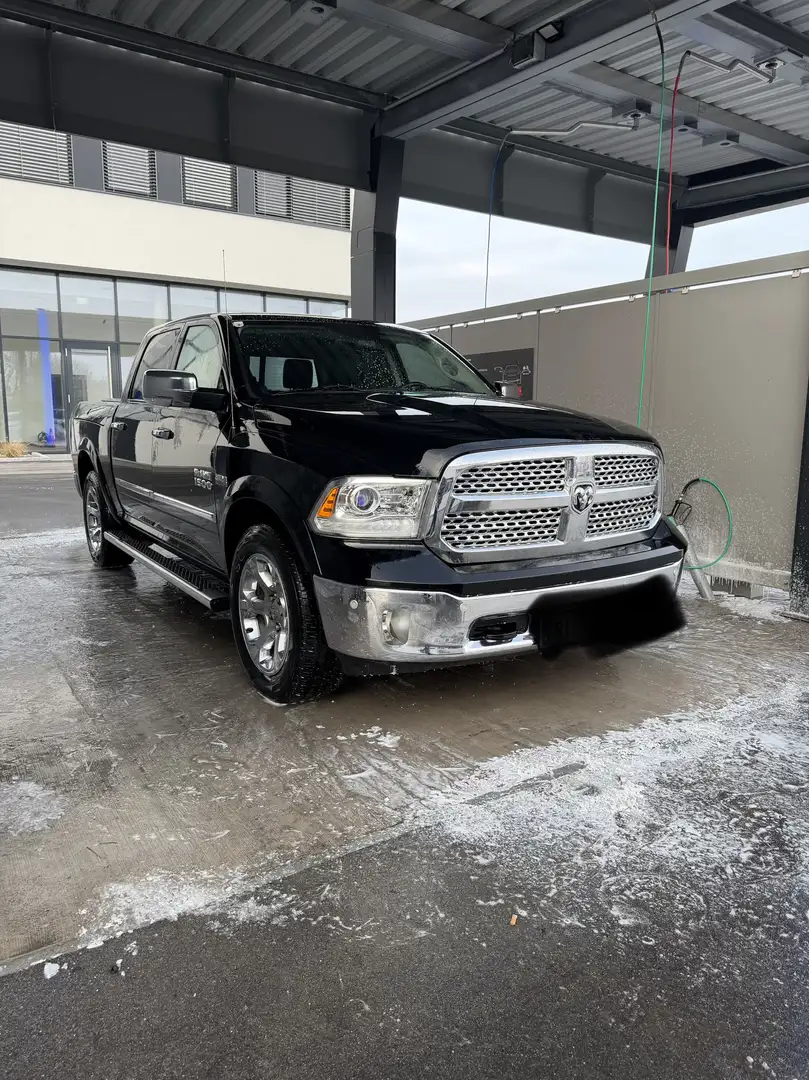 Dodge RAM 5.7 hemi Laramie Schwarz - 2