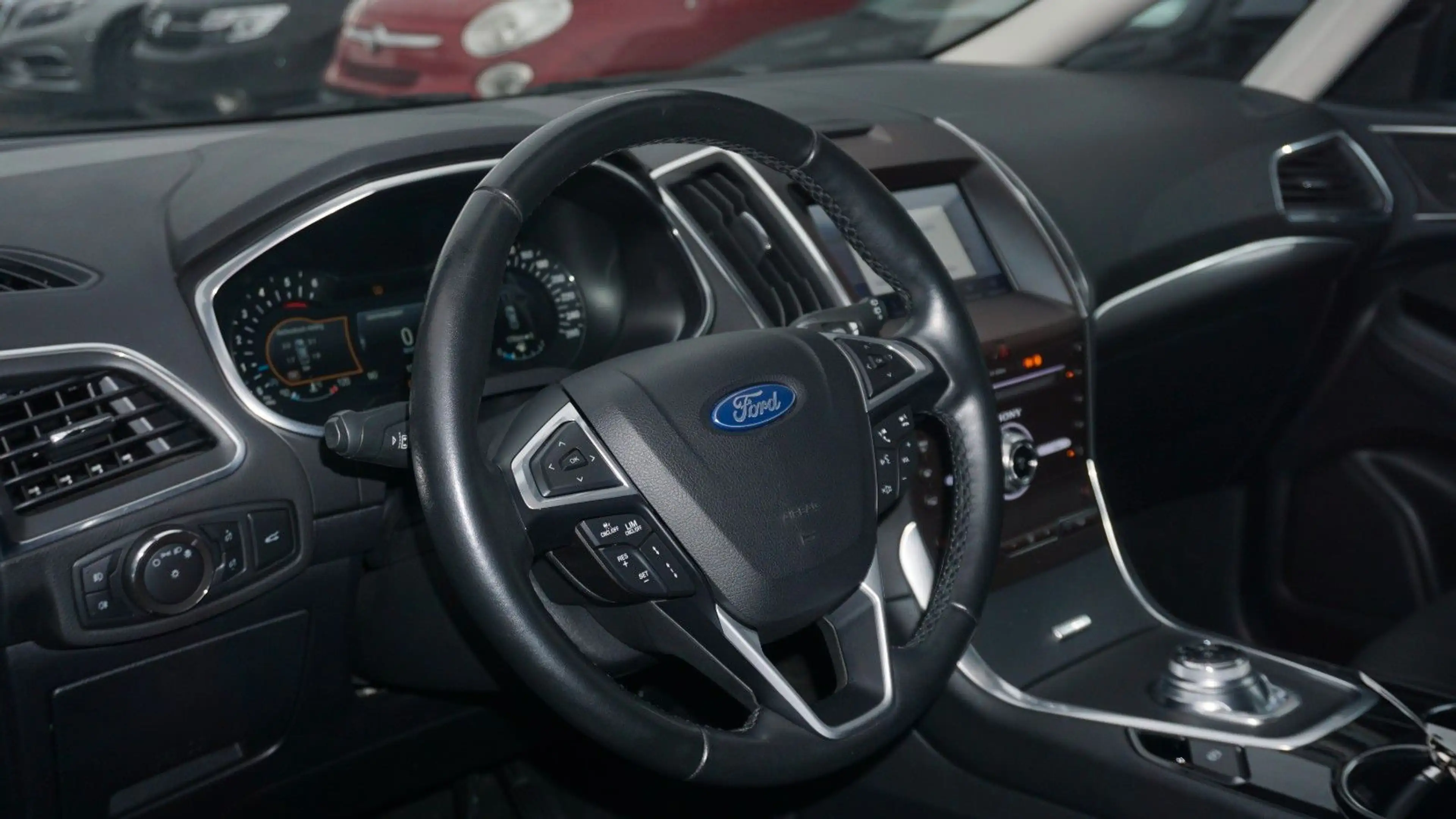 Ford S-Max Titanium*LED*7-SITZER*ACC*360°*KEYLESS*1-H — photo 14