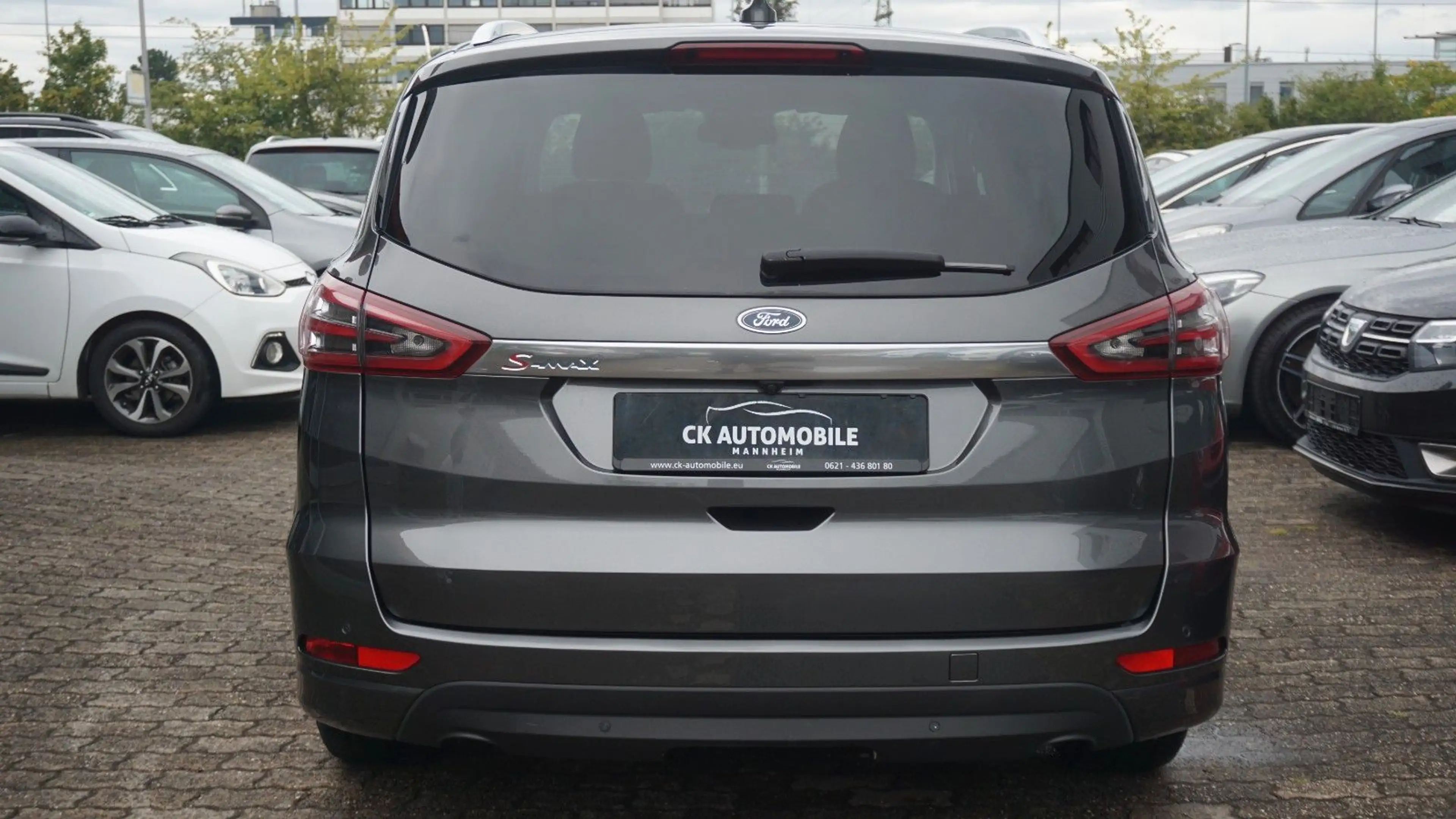 Ford S-Max Titanium*LED*7-SITZER*ACC*360°*KEYLESS*1-H — photo 6