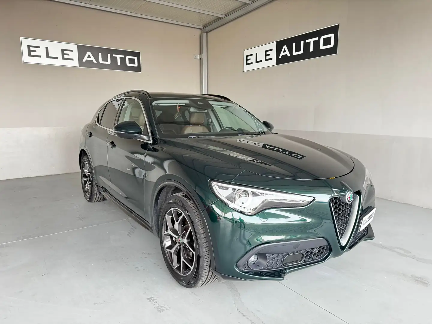 Alfa Romeo Stelvio 2.2 Turbodiesel 210 CV AT8 Q4 Veloce Ti Iva Esp. Verde - 1