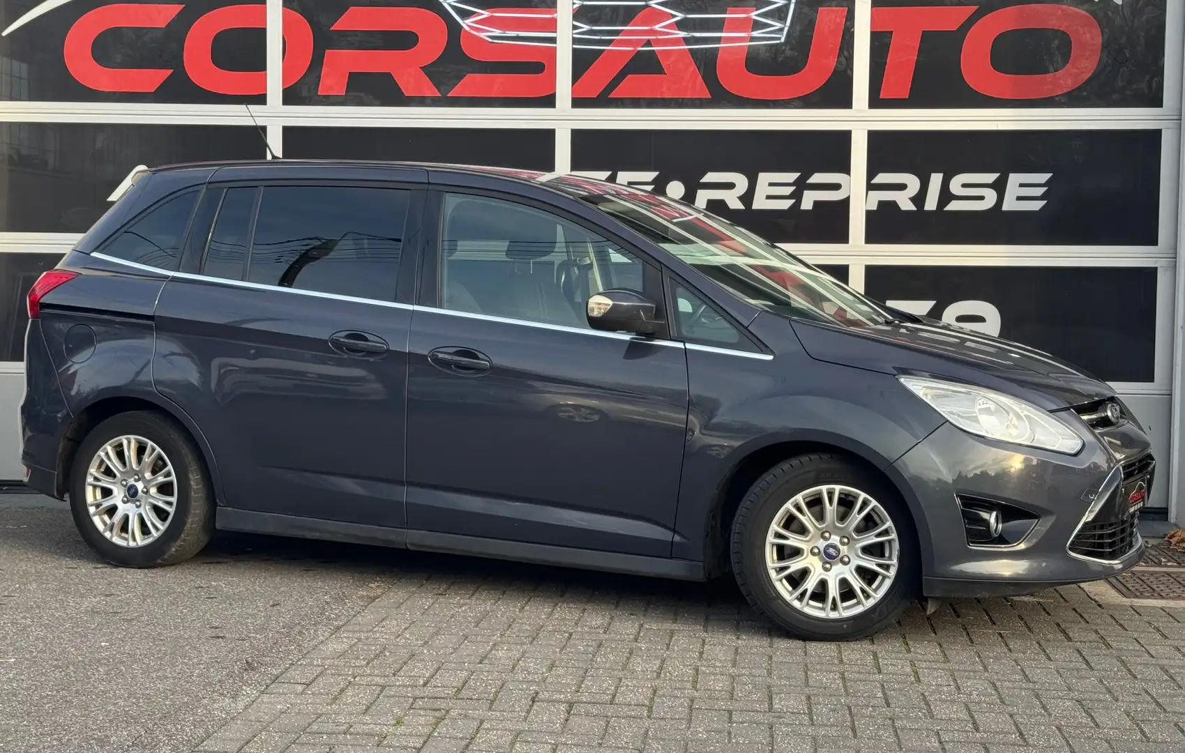 Ford Grand C-Max Grand C-Max 2.0 TDCi AUTO NAV CLIM CRUISE TEL JA Noir - 2