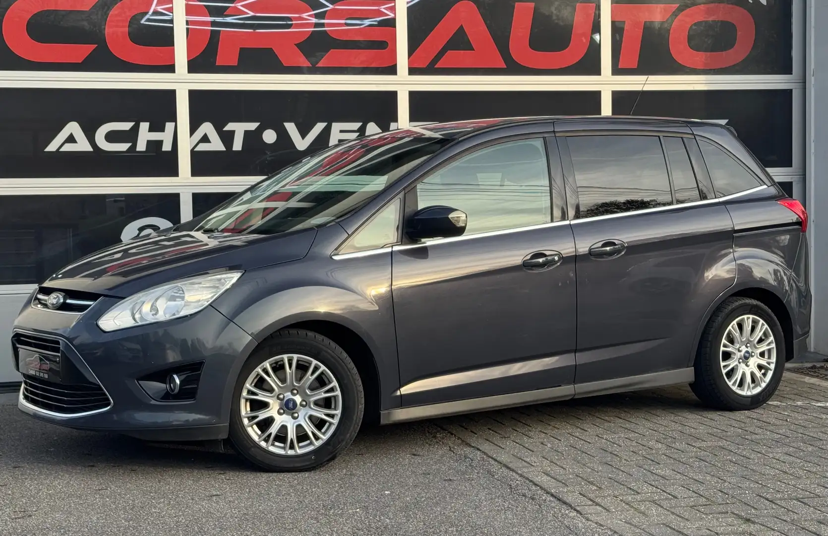 Ford Grand C-Max Grand C-Max 2.0 TDCi AUTO NAV CLIM CRUISE TEL JA Noir - 1