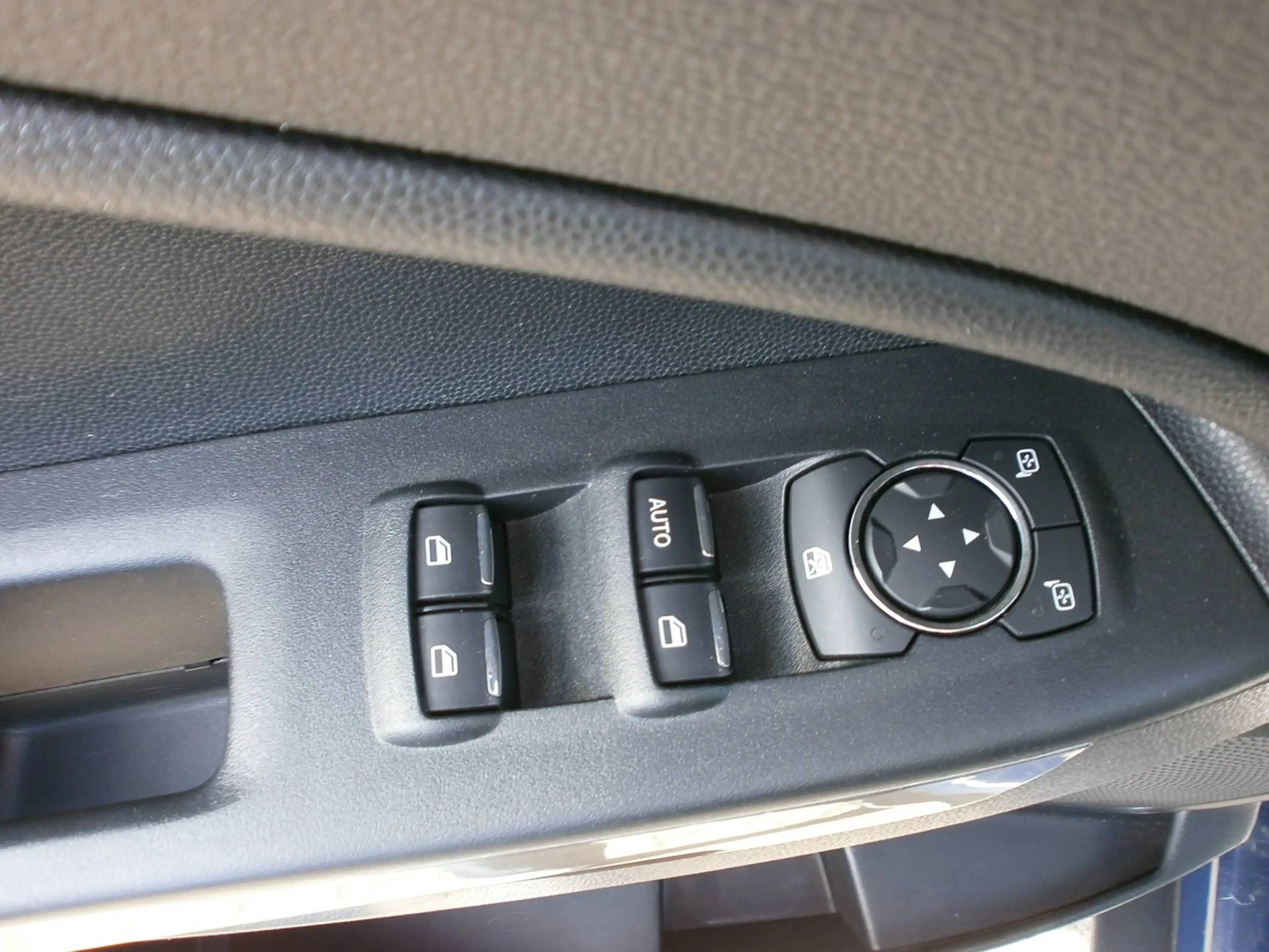 Ford EcoSport Trend , Navi — photo 10