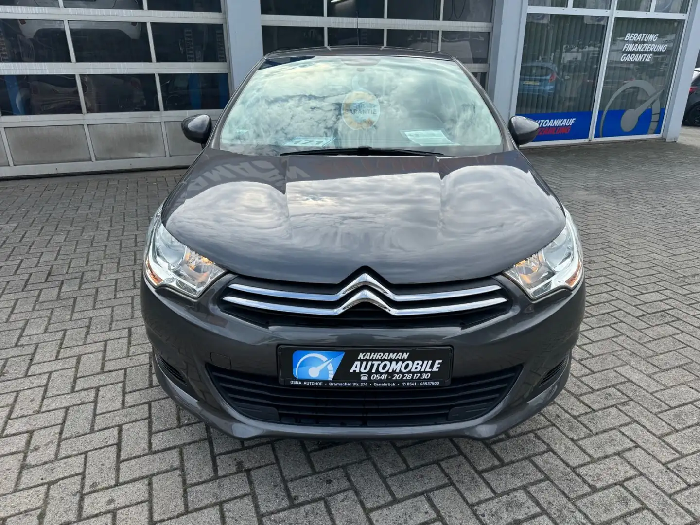 Citroen C4 Lim. Live Grau - 2